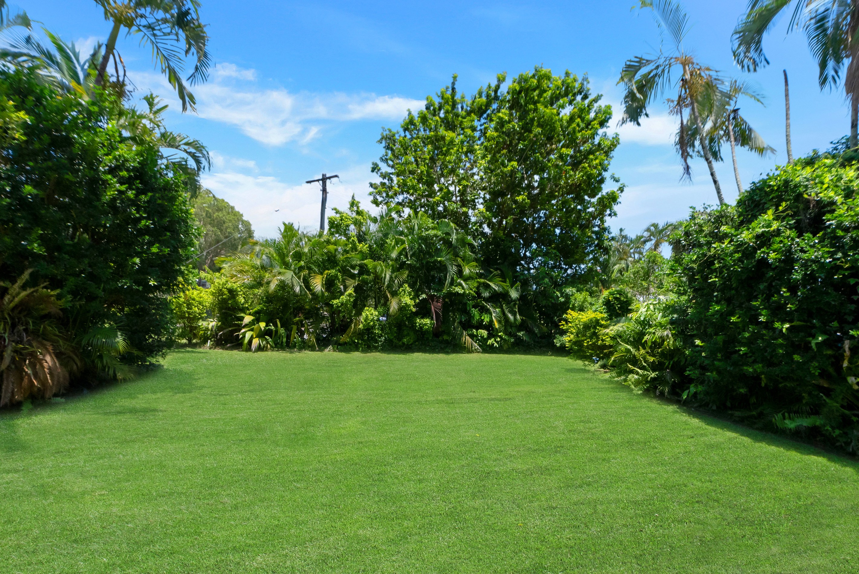 2 Newport Close, Kewarra Beach, QLD 4879