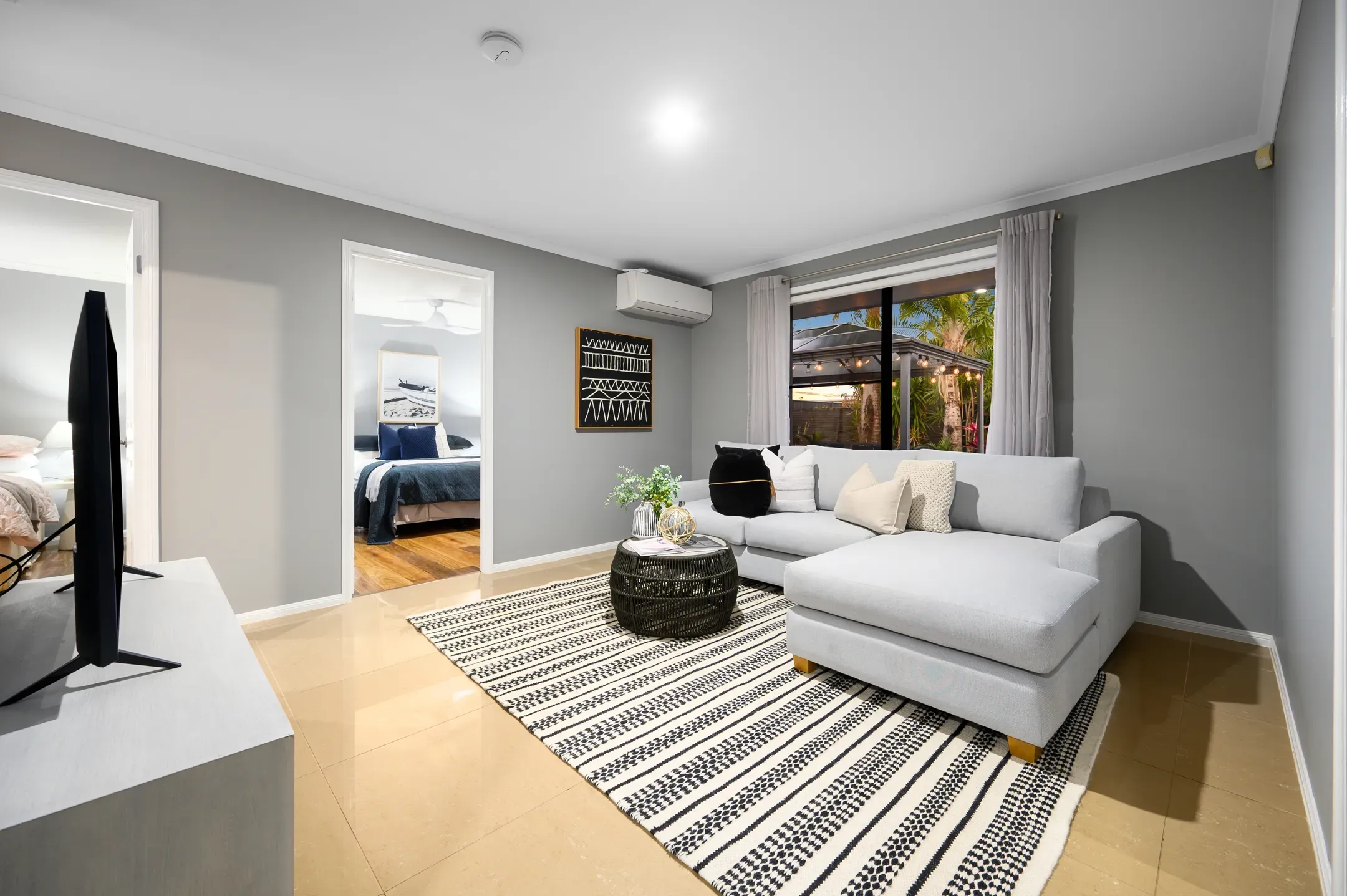 40 Regatta Avenue — photo 15 of 17