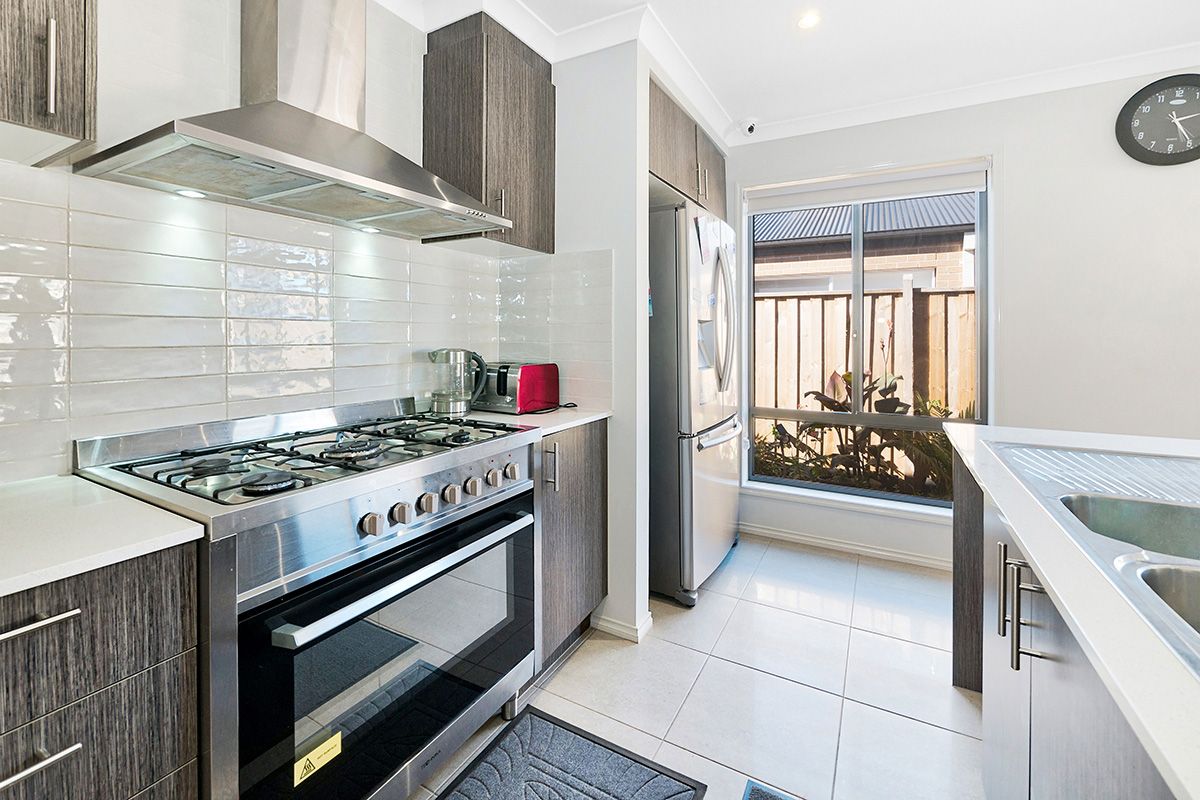 13 Greenglade Way, Cranbourne East, VIC 3977