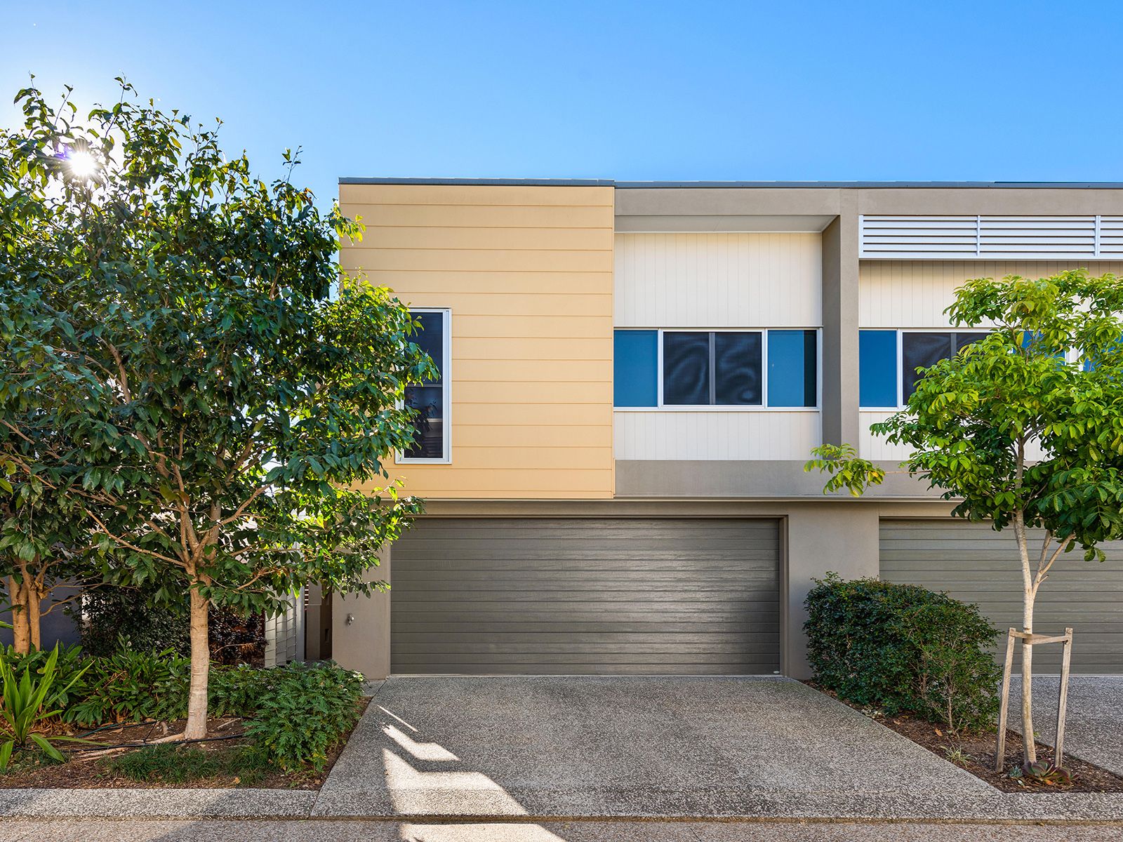 8 Valance Street, Oxley QLD 4075