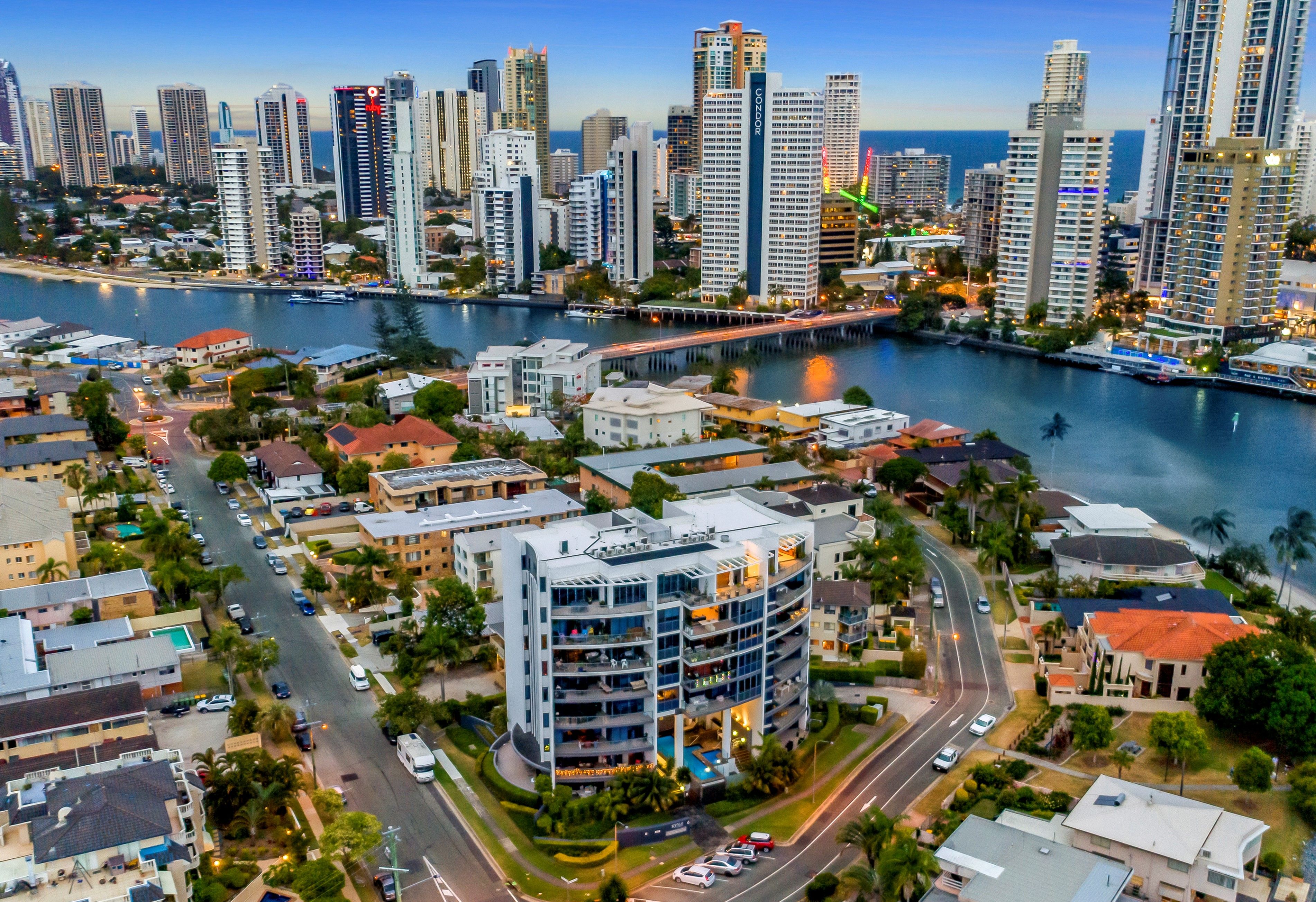 201 'Riva'/2 - 6 Tarcoola Crescent, Chevron Island, QLD 4217