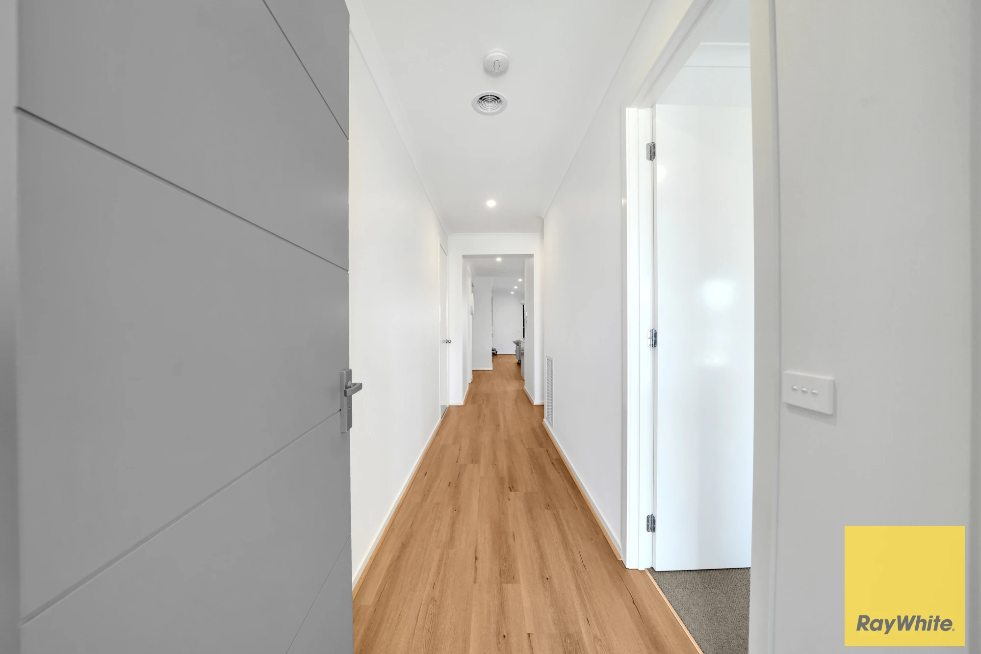 28 Burbidge Street, Truganina, VIC 3029