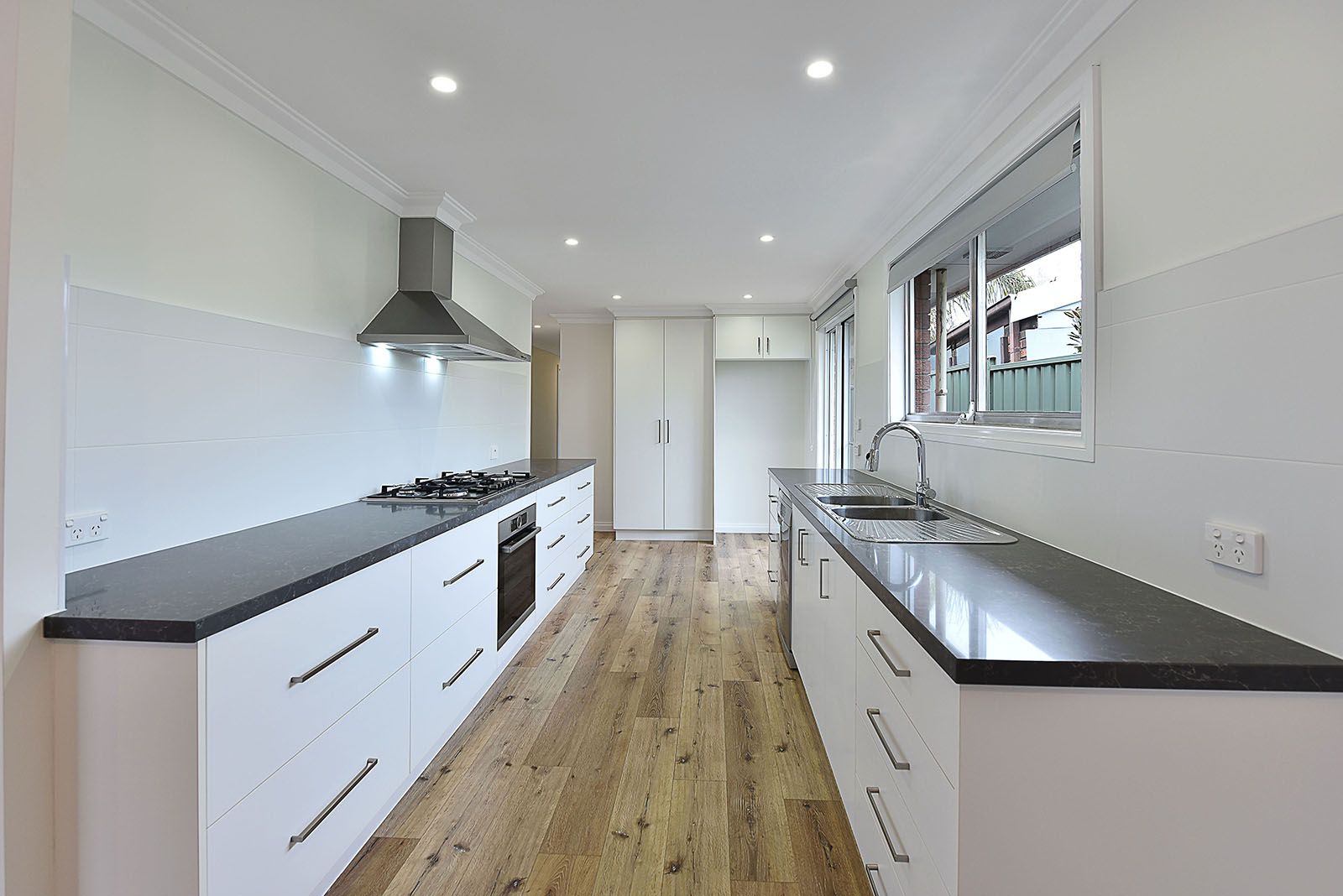 1 Buvelot Place — photo 3 of 6
