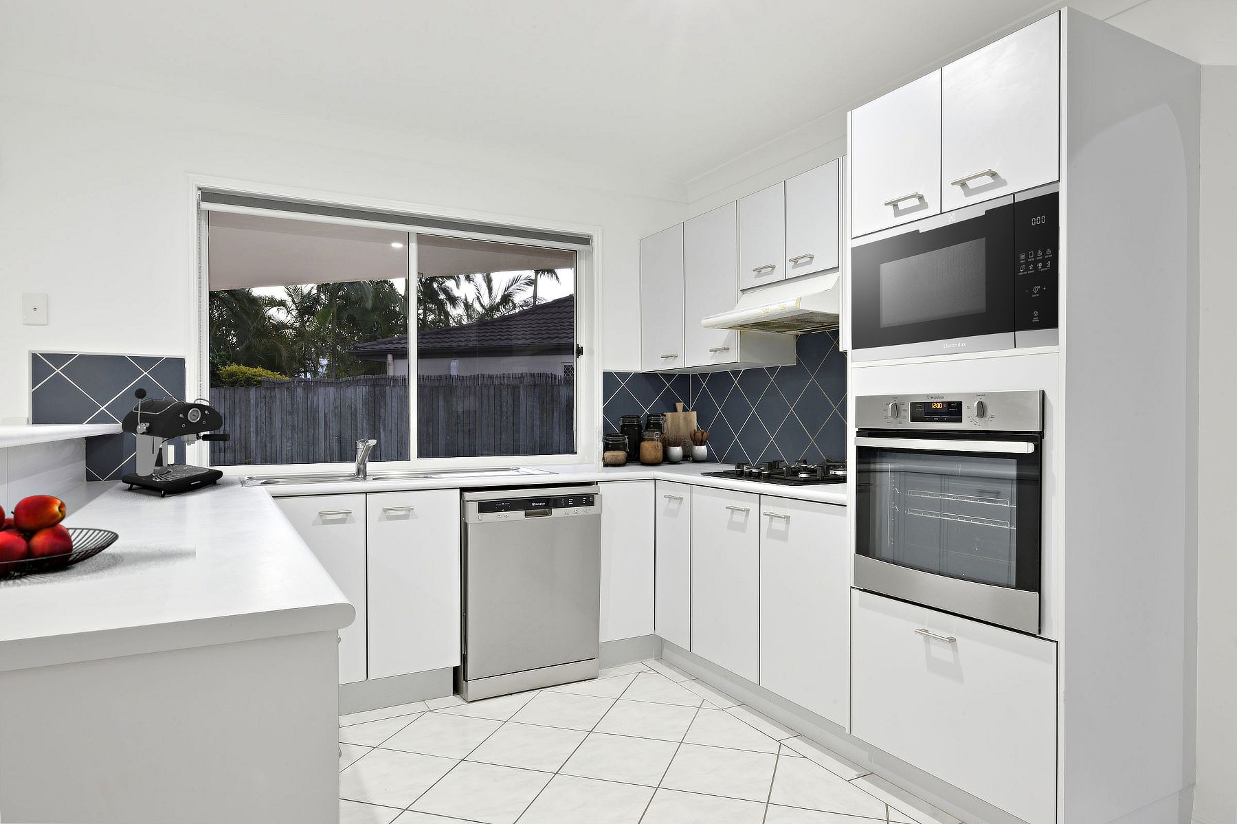 8 Parklea Esplanade, Mountain Creek, QLD 4557