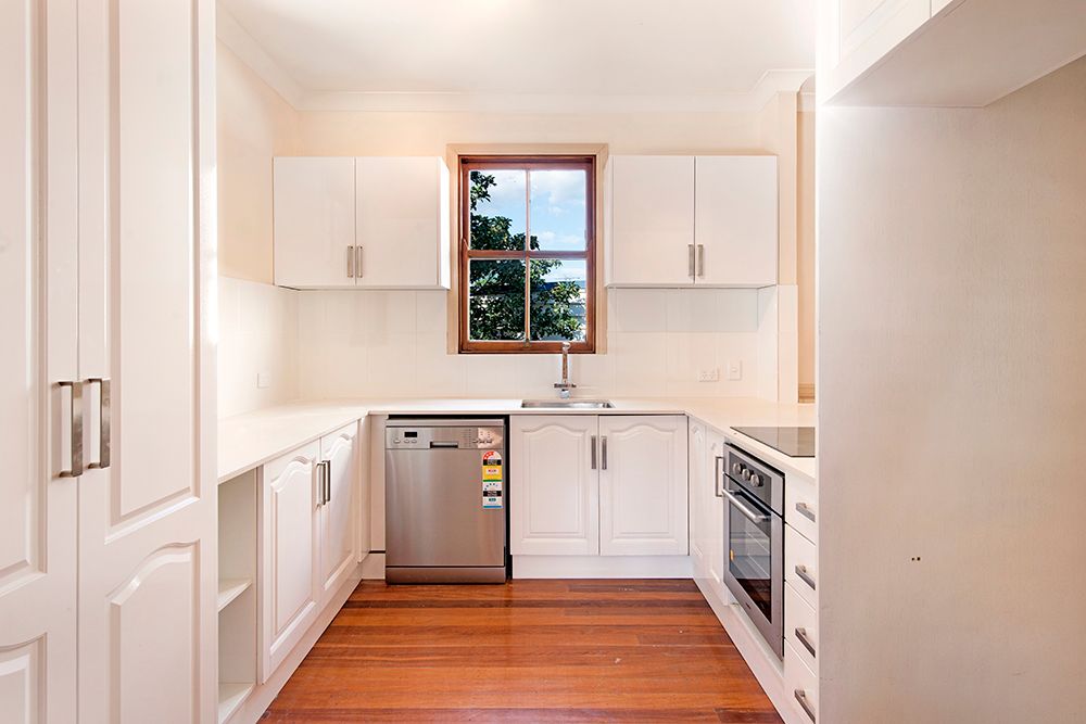 35 Headfort Street, Greenslopes, QLD 4120