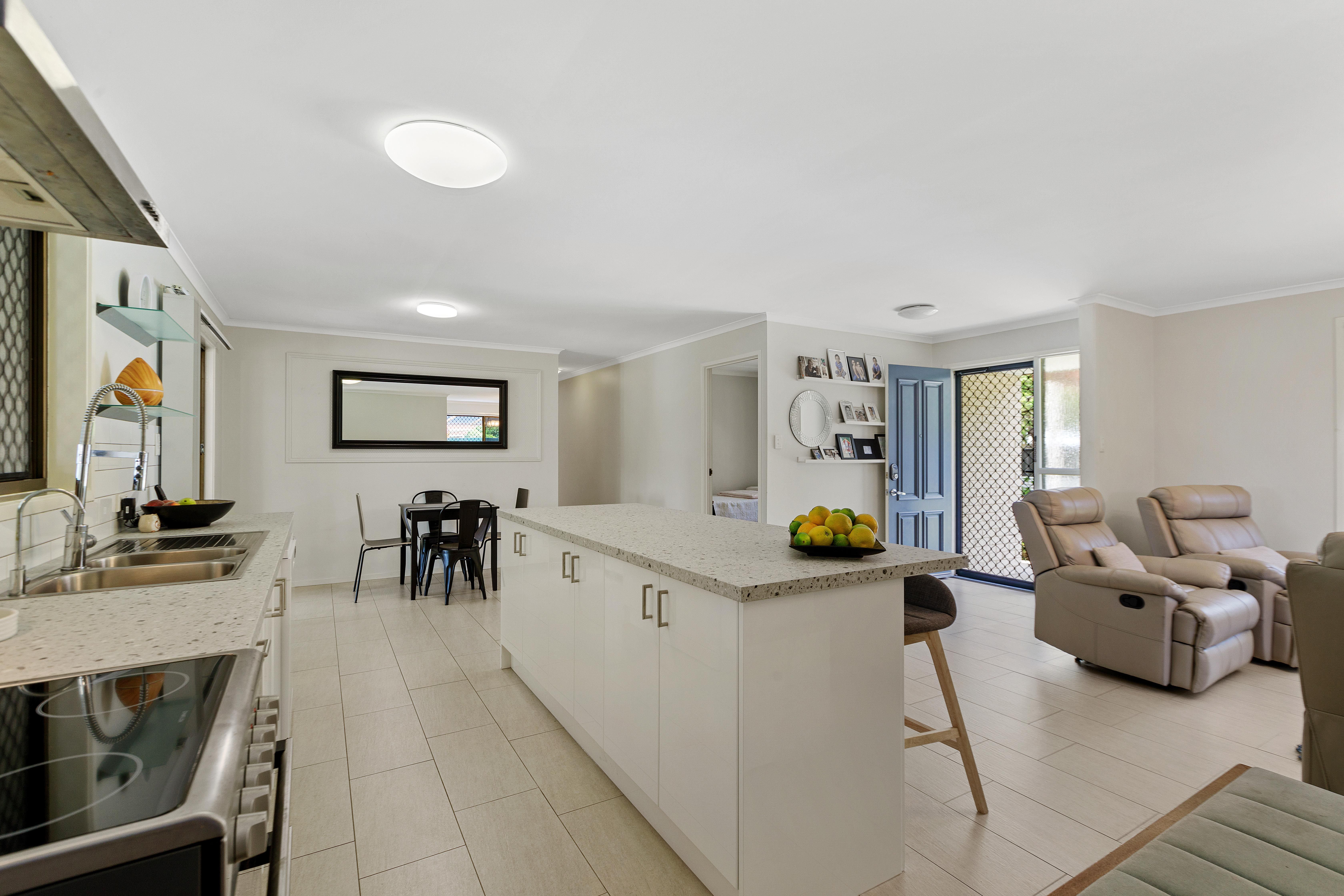 15 Cressida Street, Sunnybank Hills, QLD 4109