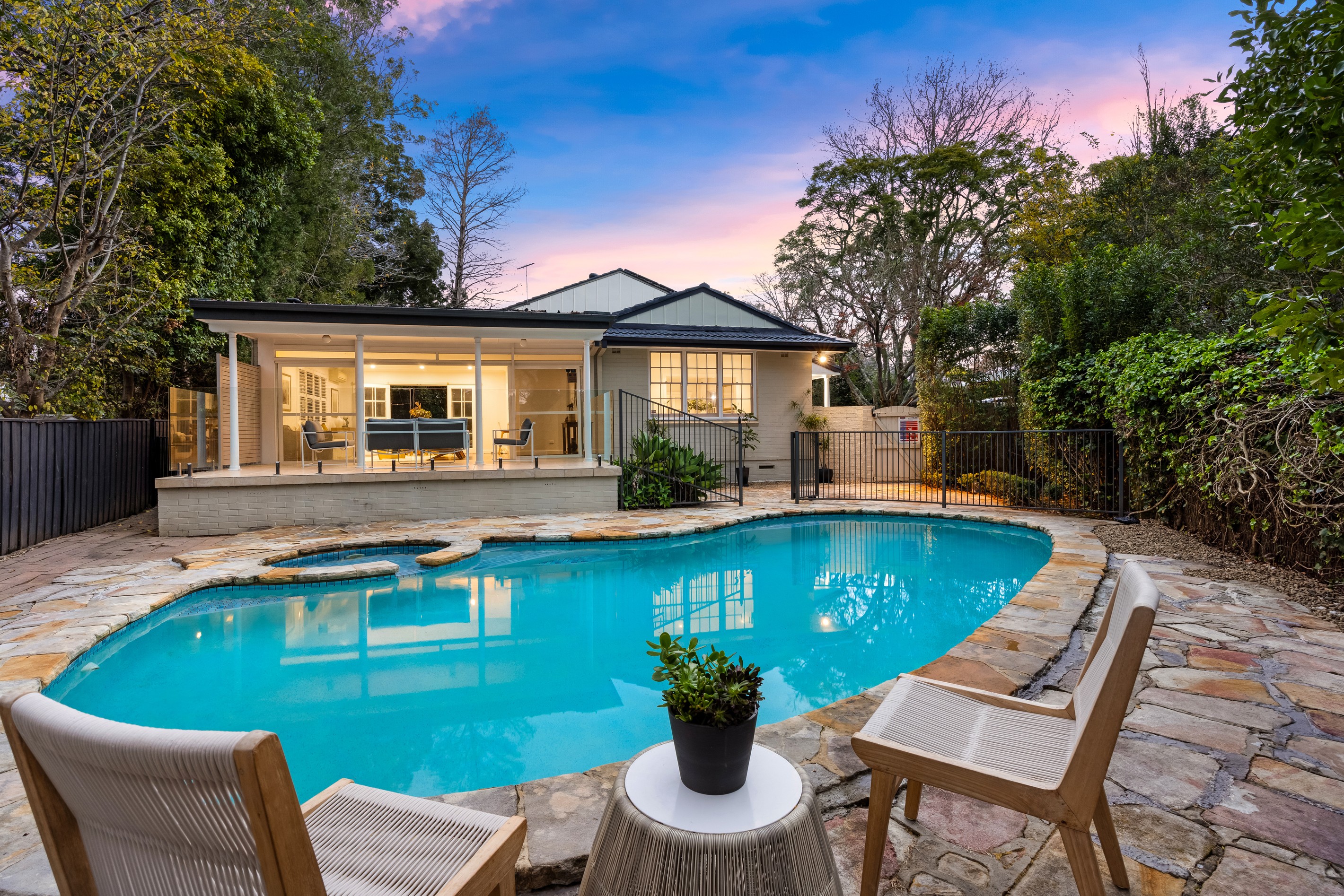 18 Cranford Avenue, St Ives, NSW 2075
