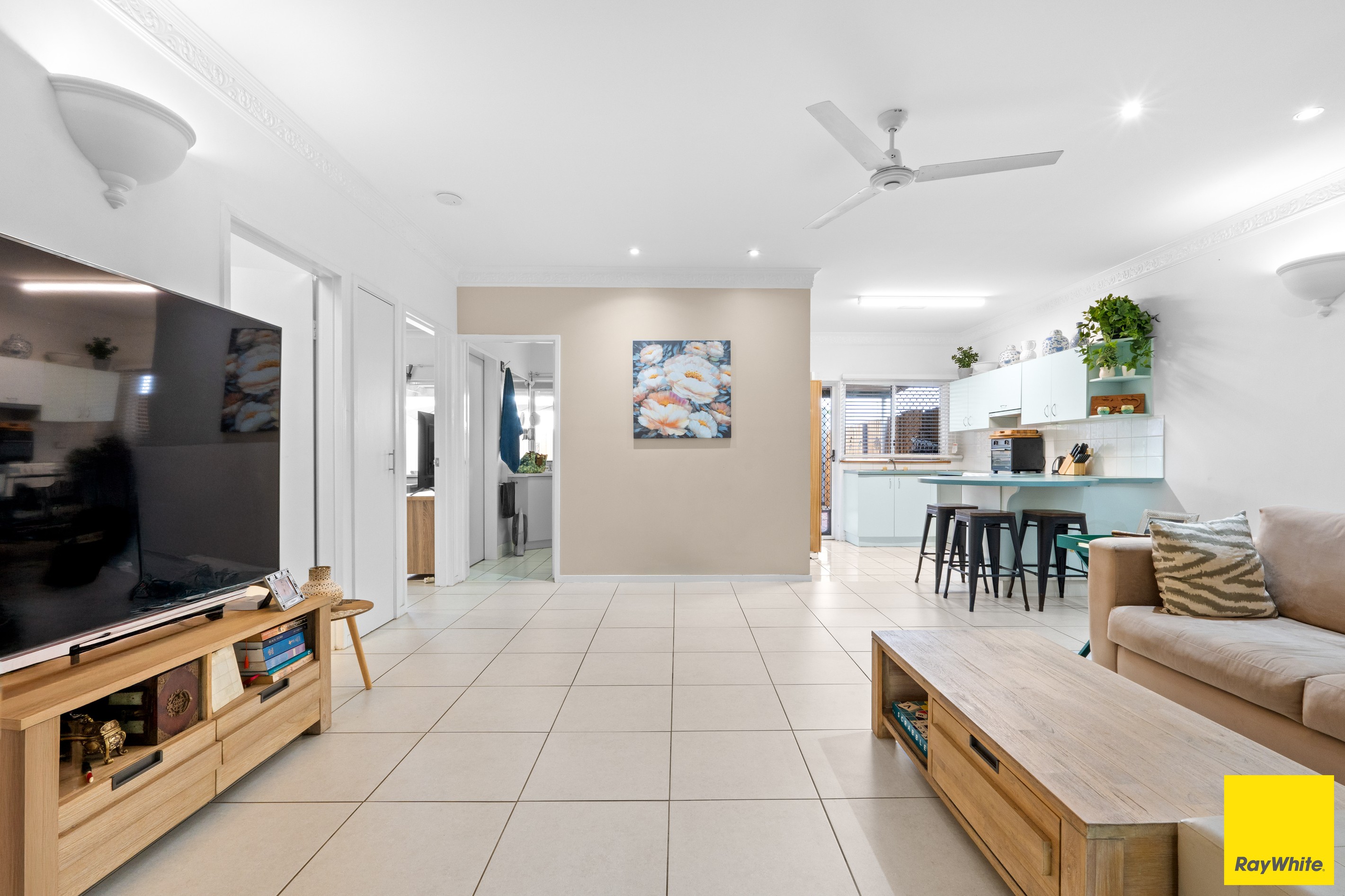 2/60-68 Swallow Street, Mooroobool, QLD 4870