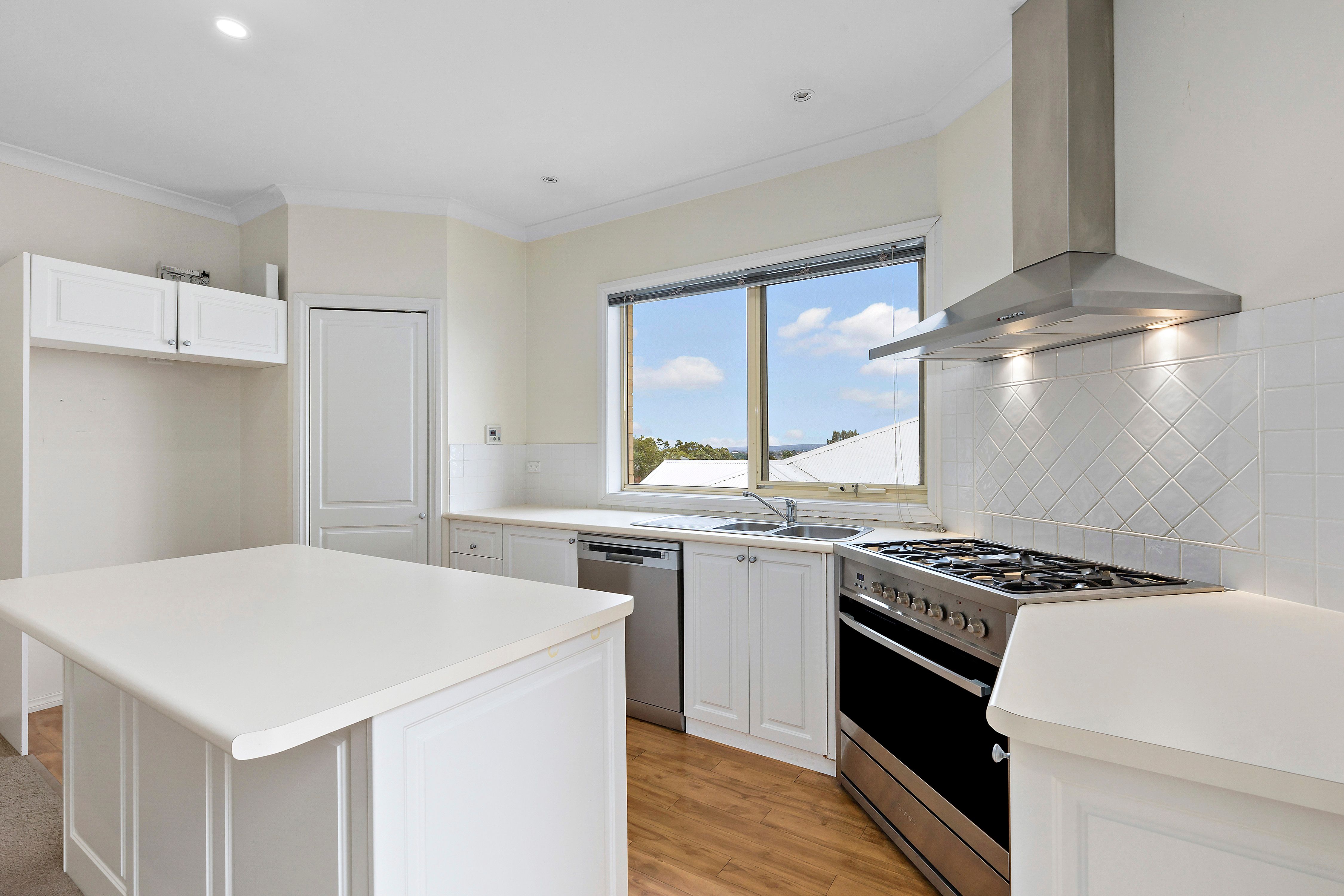 1/10 Manna Gum Heights, Mount Pleasant, VIC 3350