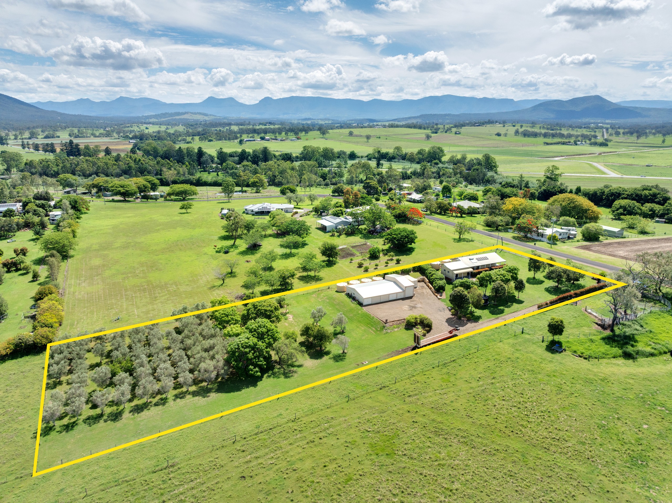 72 Muller Road, Fassifern, QLD 4309