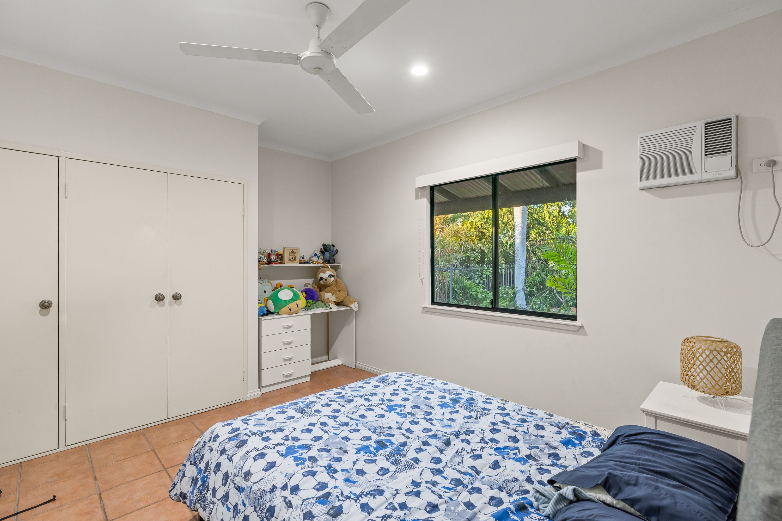 6 Macnee Court — photo 14 of 26