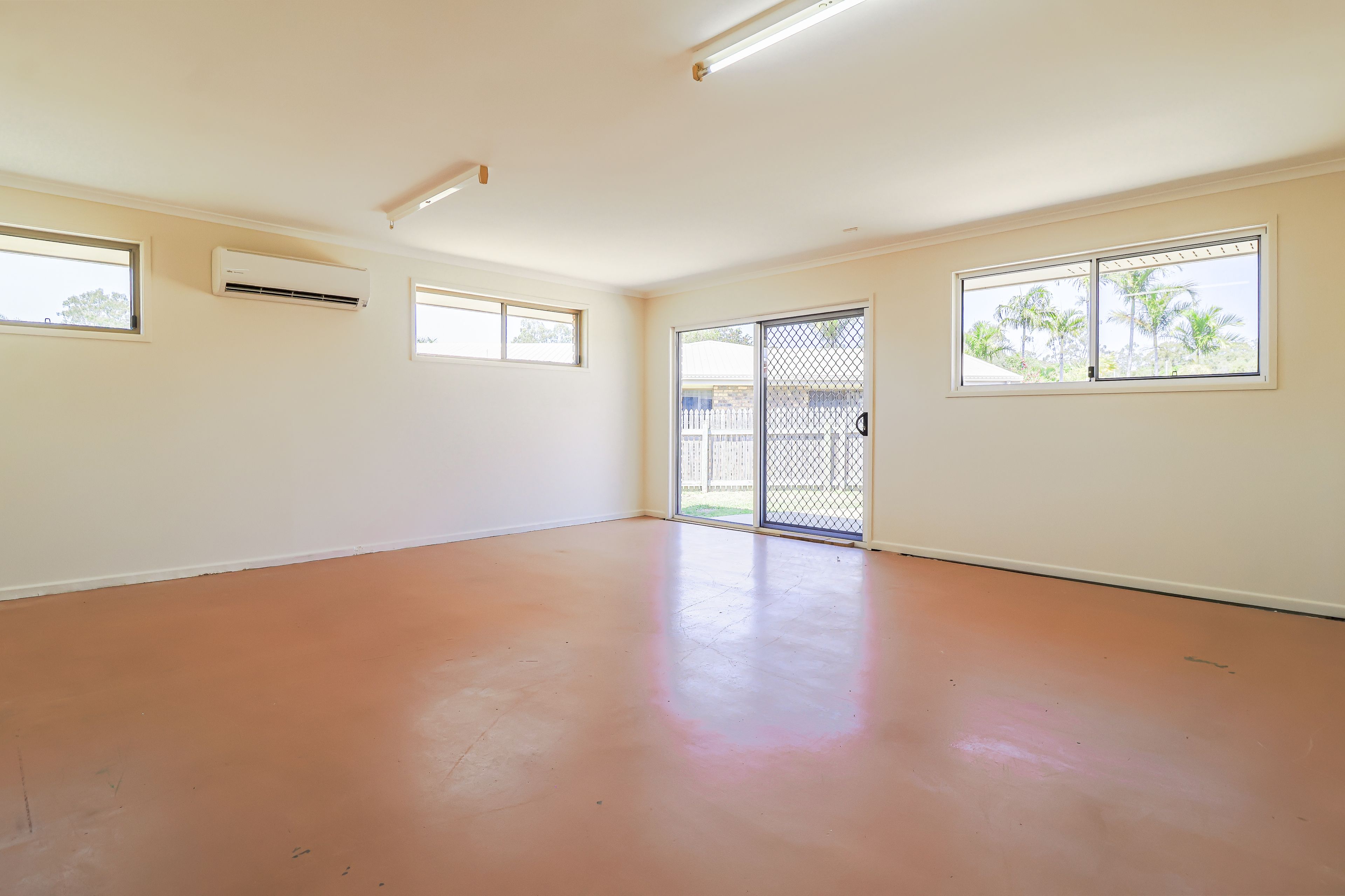 11 Alexandra Close — photo 8 of 26