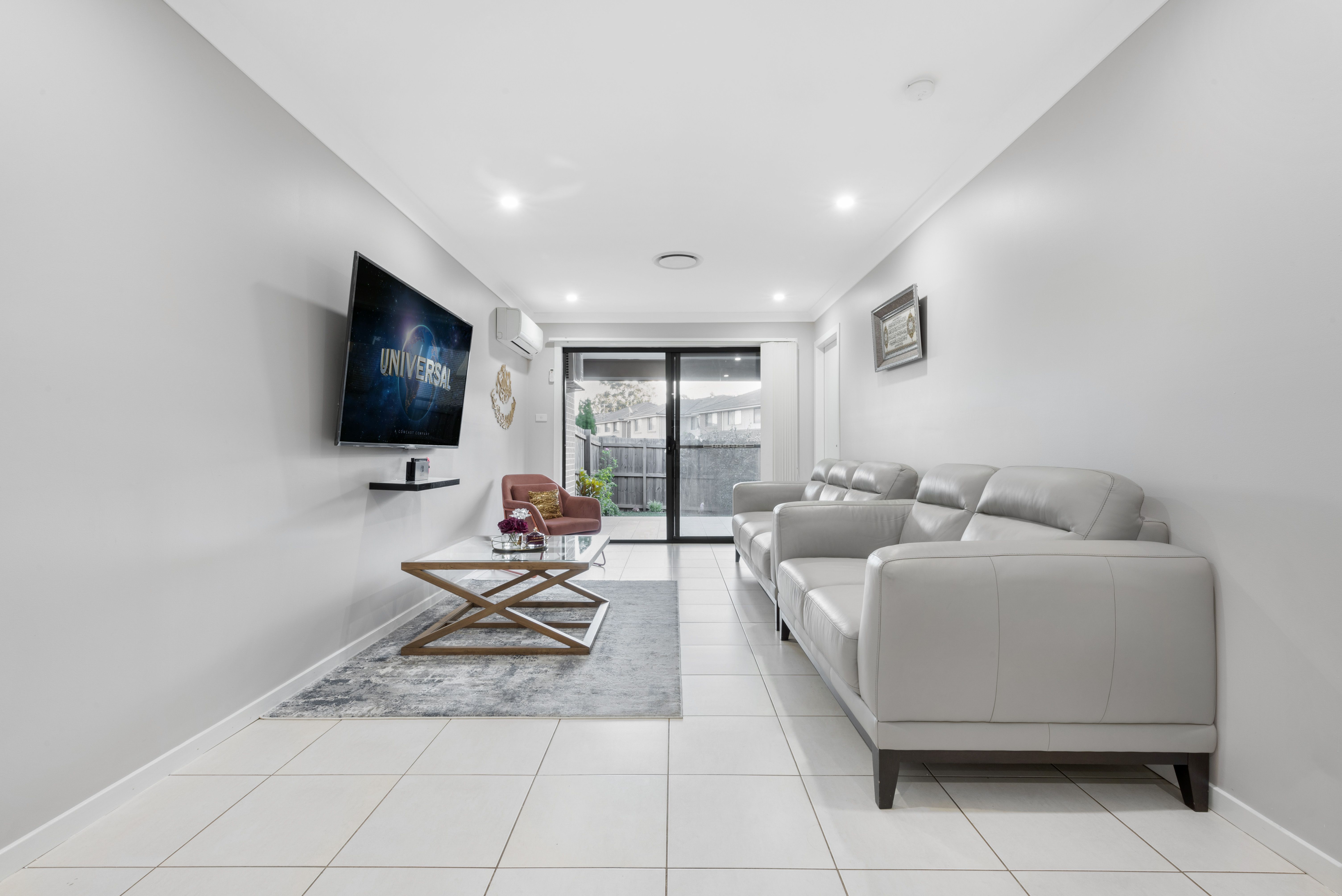 28A Hollyoake Circuit, BARDIA, NSW 2565