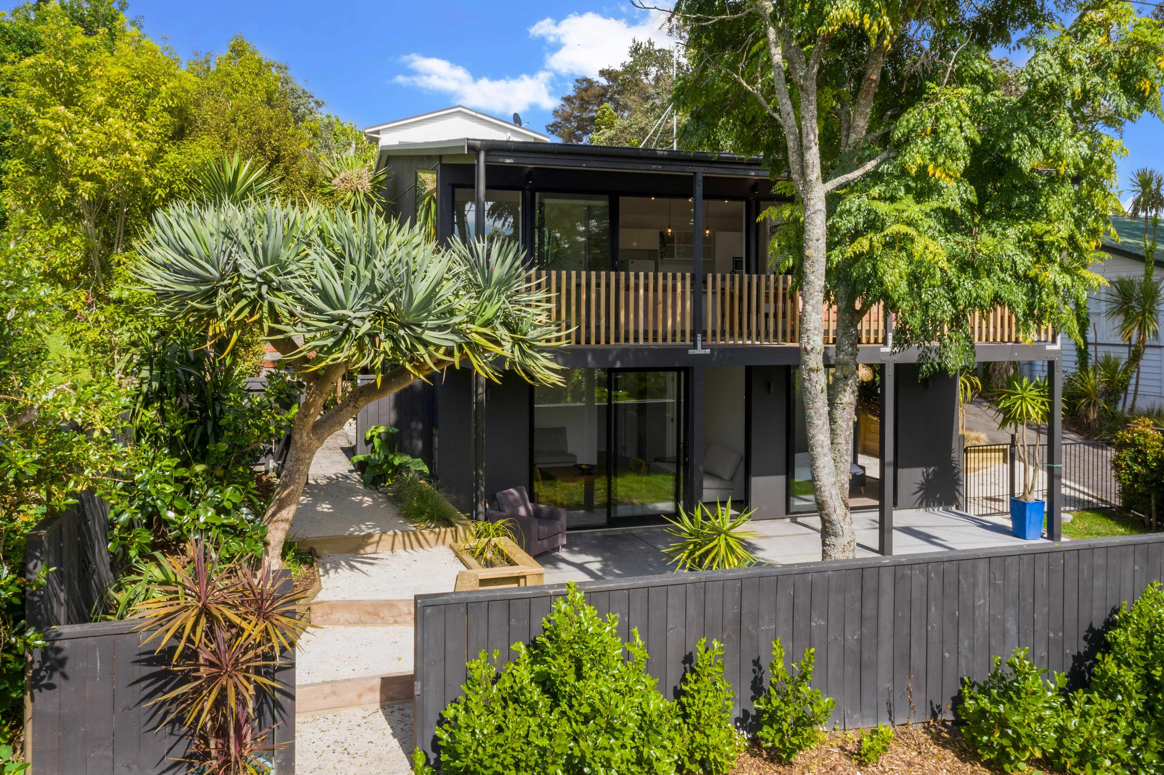 21 Harrybrook Road, Green Bay, Waitakere City