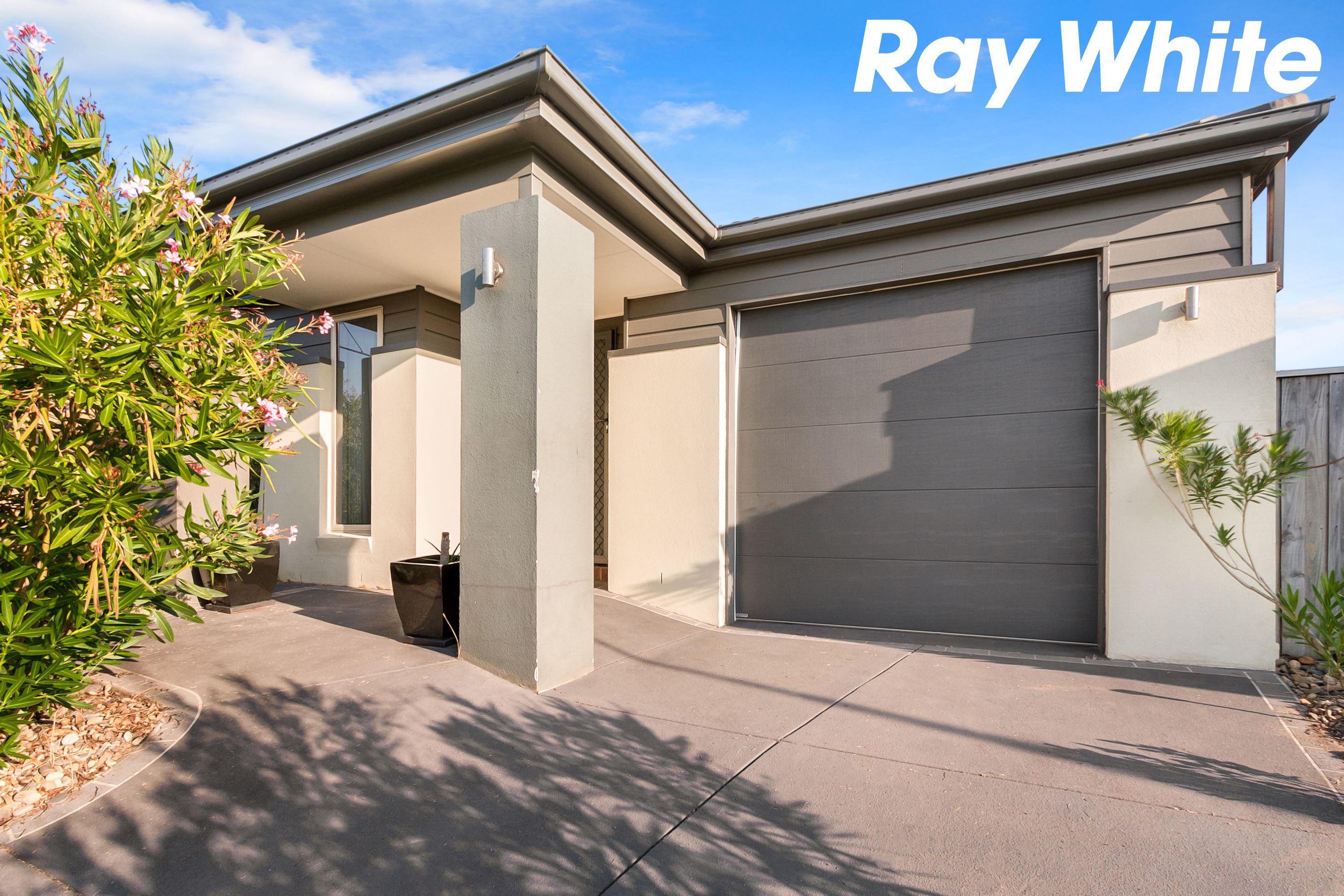 40 Central Avenue, Pakenham, VIC 3810