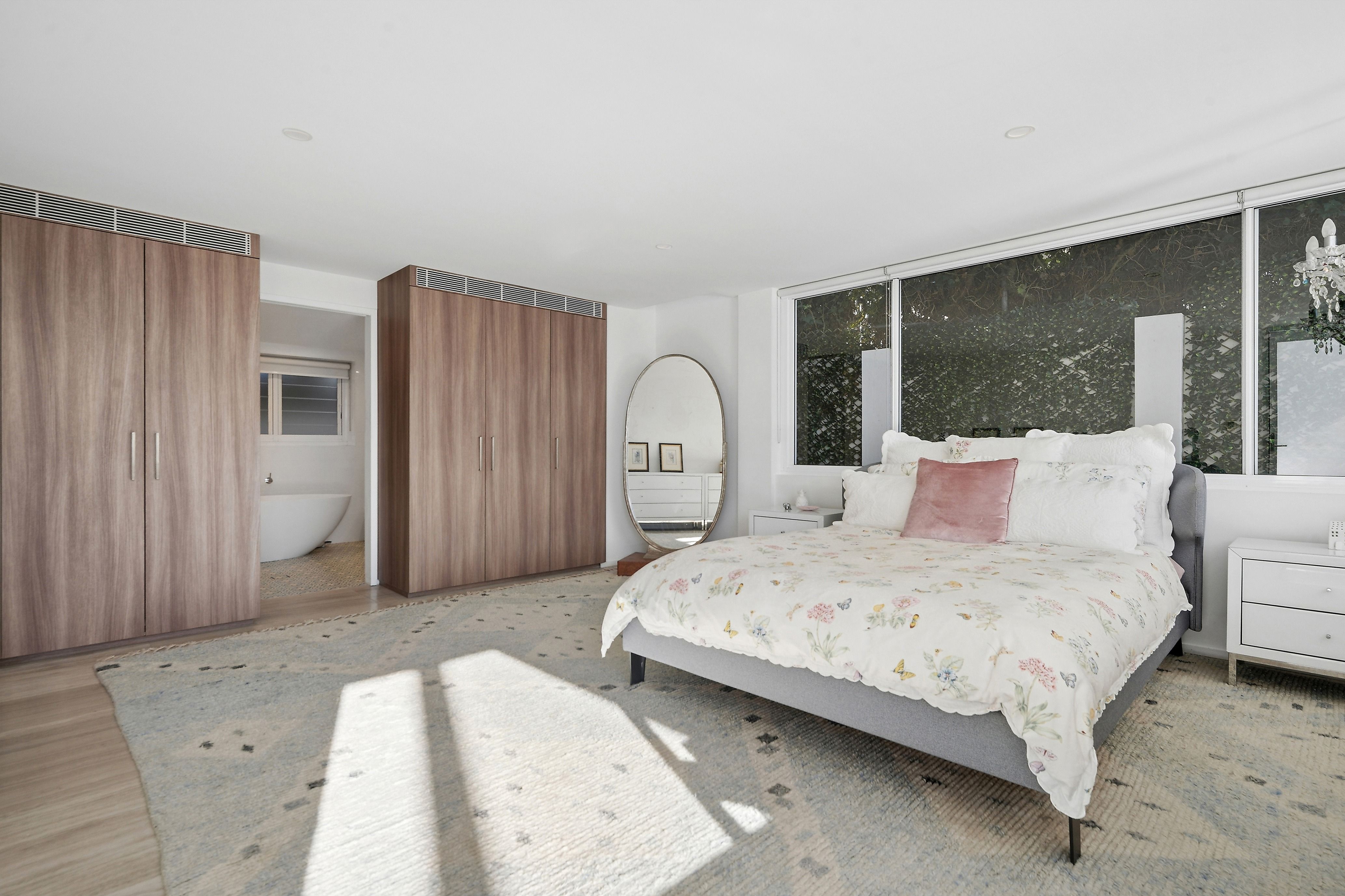 8 Carrington Avenue — photo 11 of 14