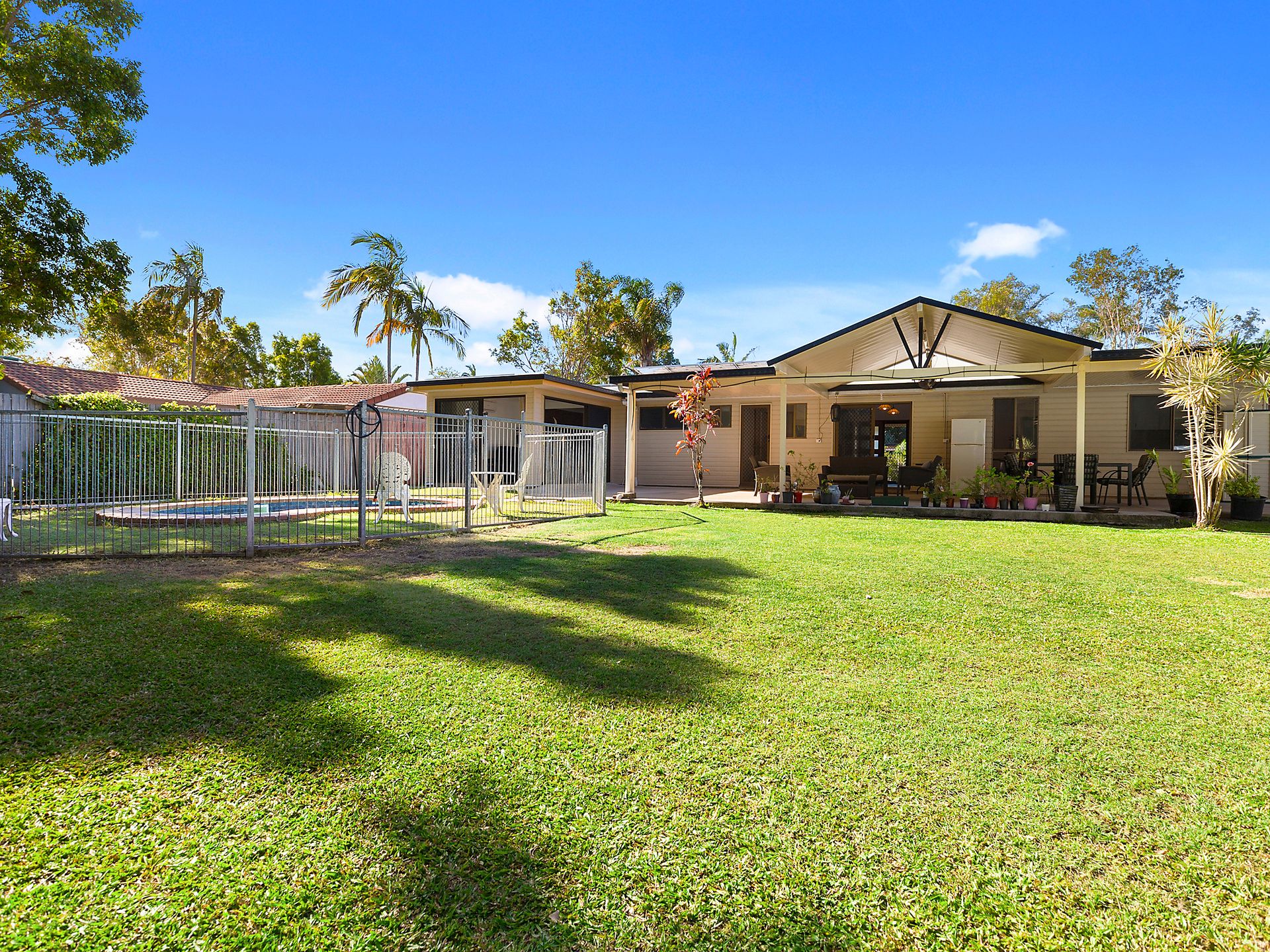 35 Burremah Crescent, Mount Coolum QLD 4573