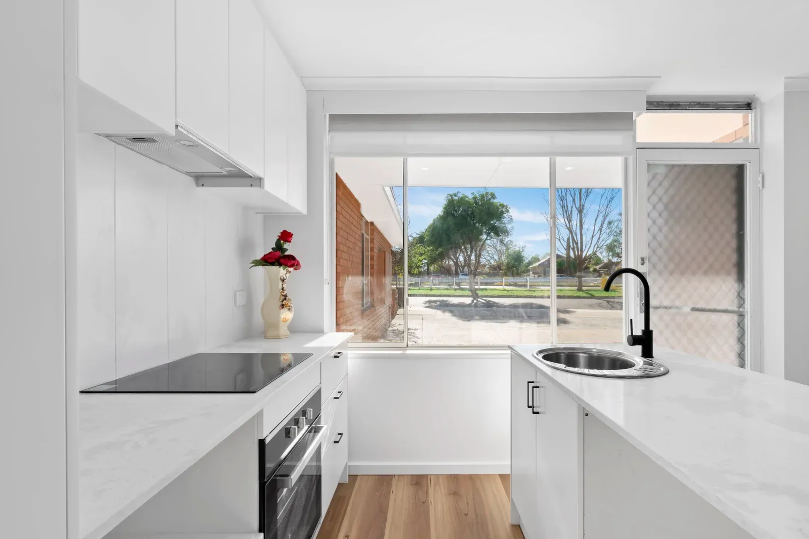 3/1802 Dandenong Road — photo 3 of 6