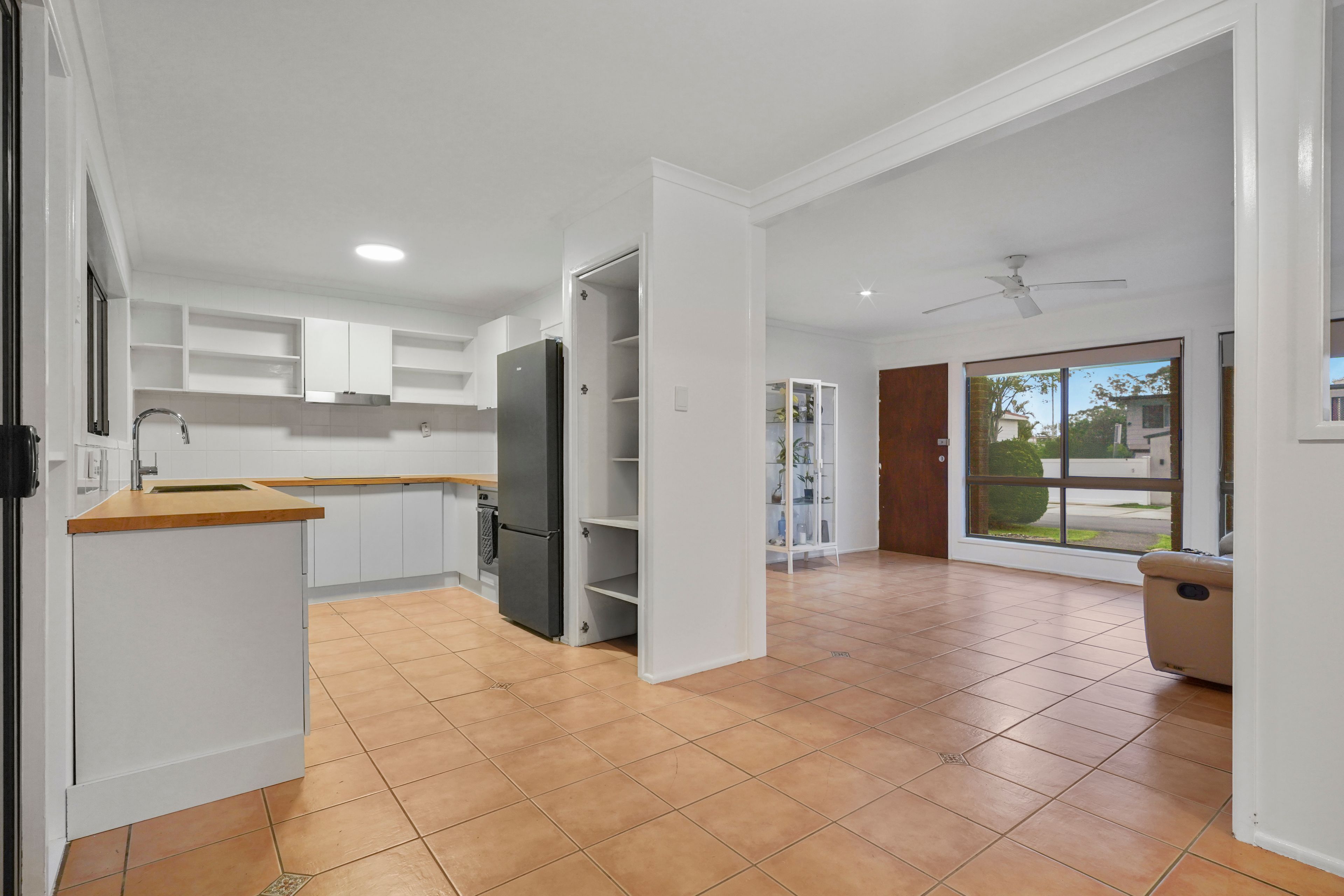 18 Barrack Street — photo 9 of 15