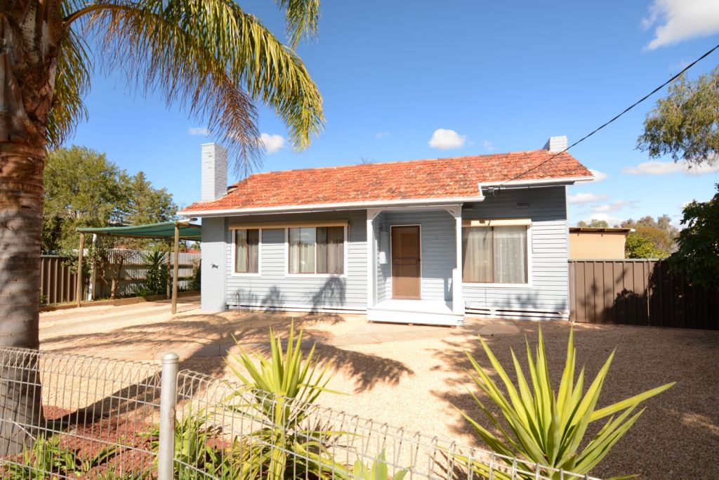 7 Westcliffs Crescent, Red Cliffs VIC 3496