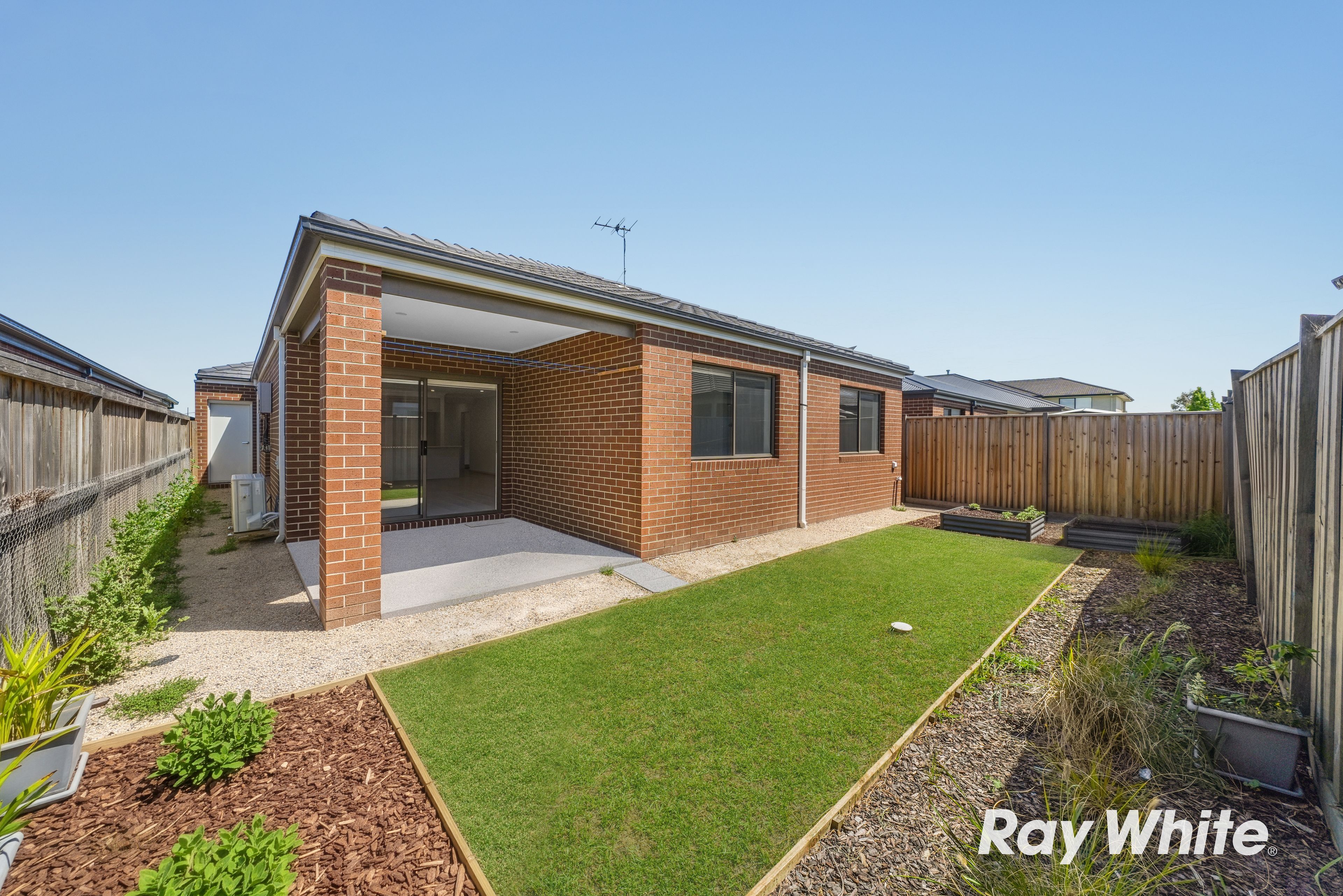 53 Langford Road — photo 16 of 16