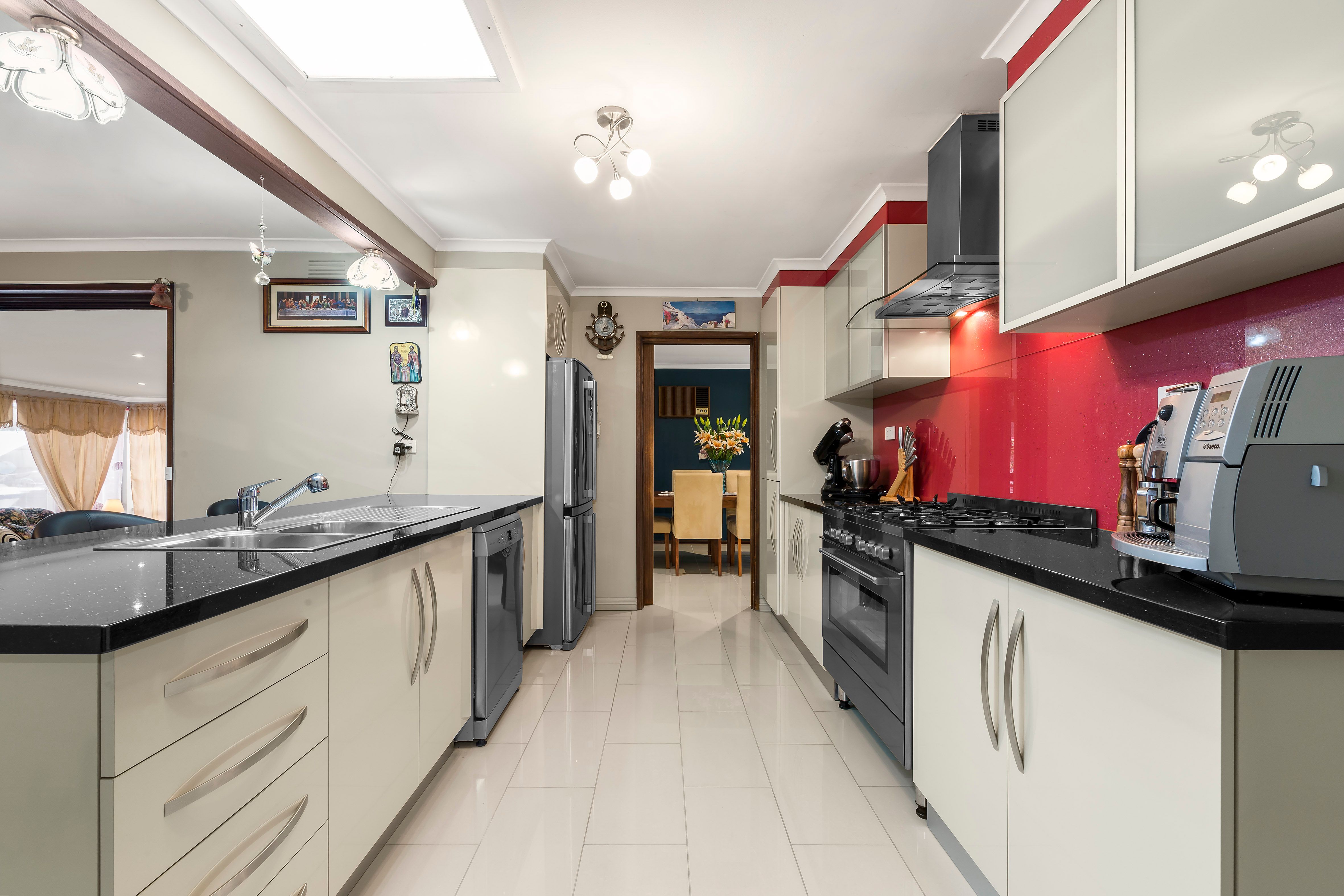 34 Redleap Avenue, Mill Park, VIC 3082