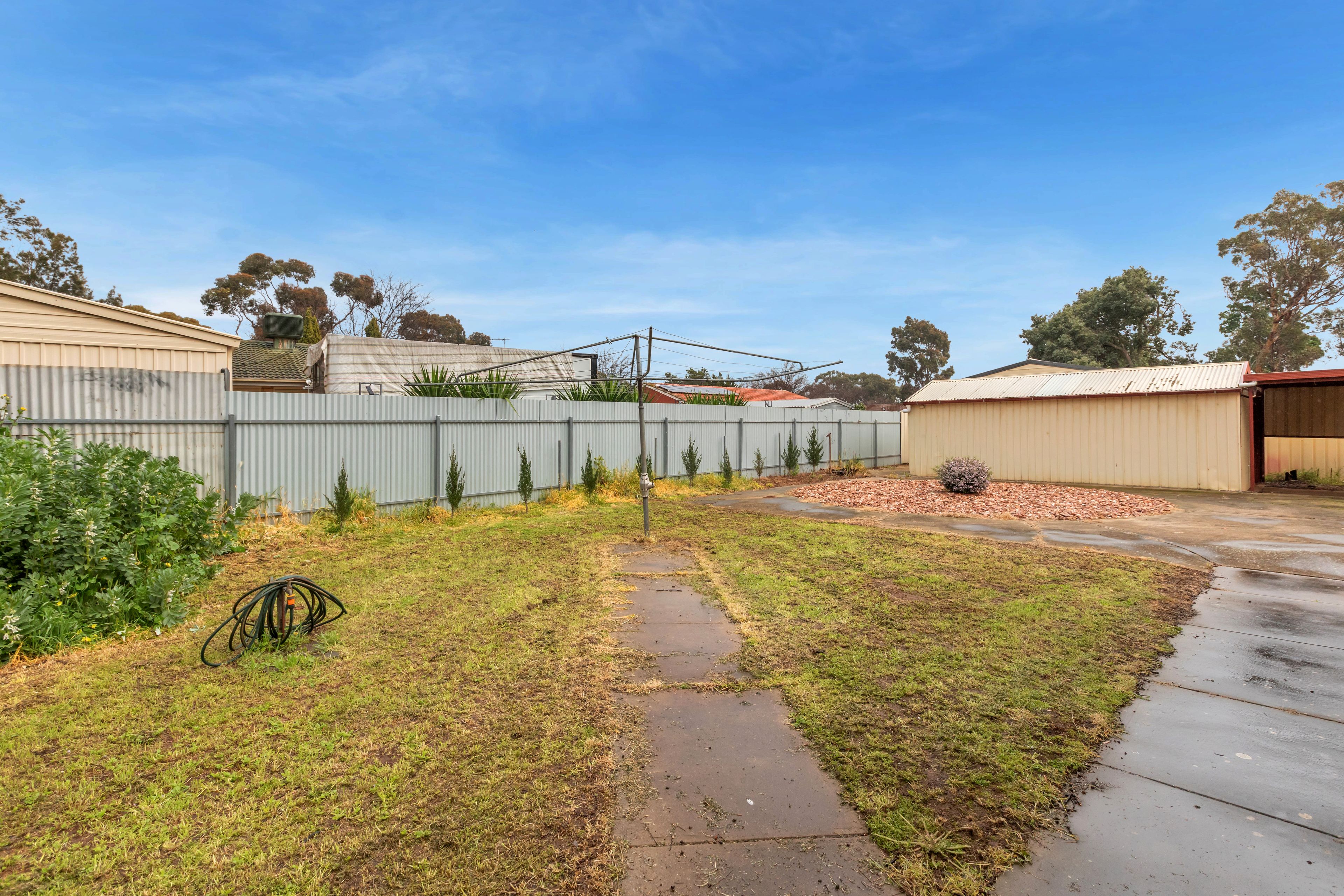 12 Palari Crescent — photo 23 of 26