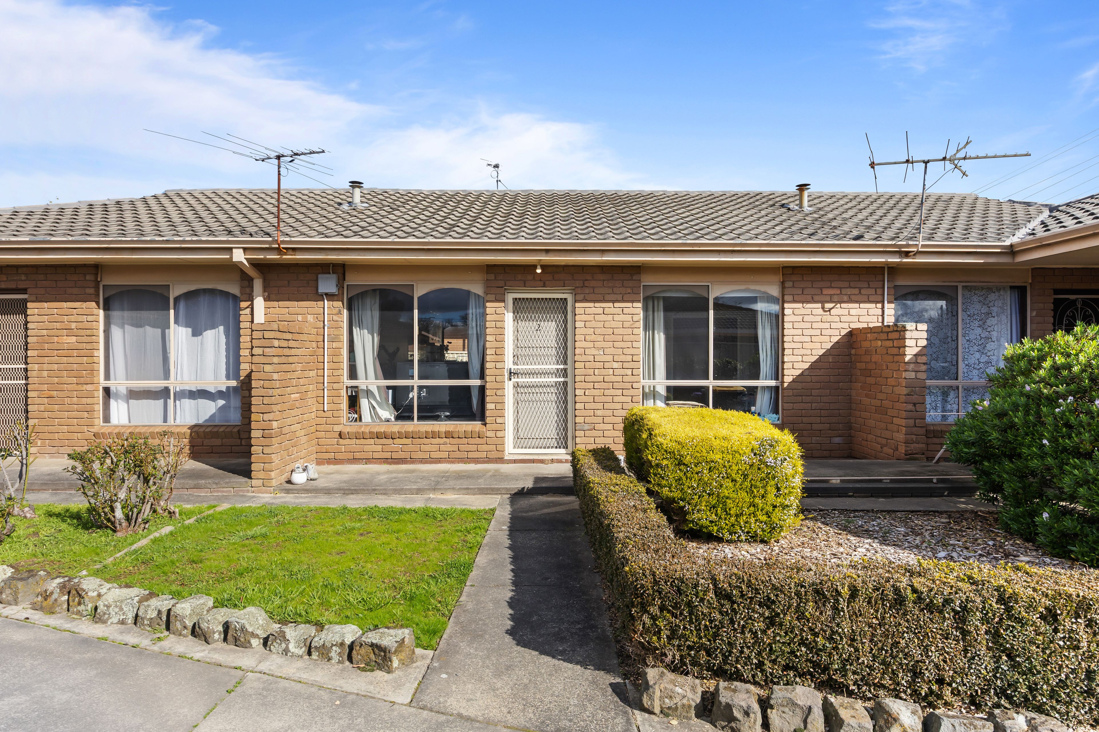 2 & 3/615 Talbot Street South — photo 4 of 30