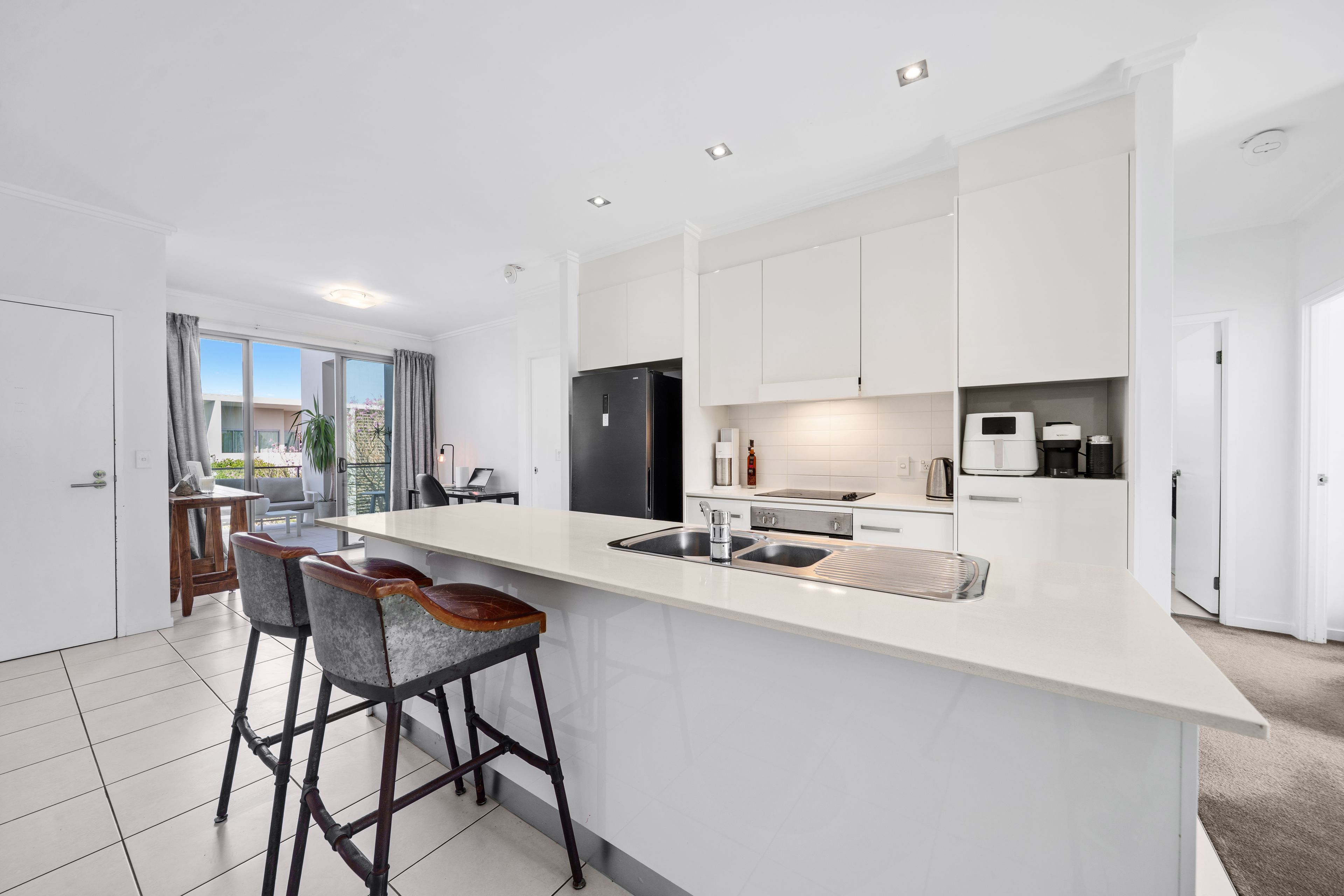 55/2 Gaven Crescent — photo 3 of 30