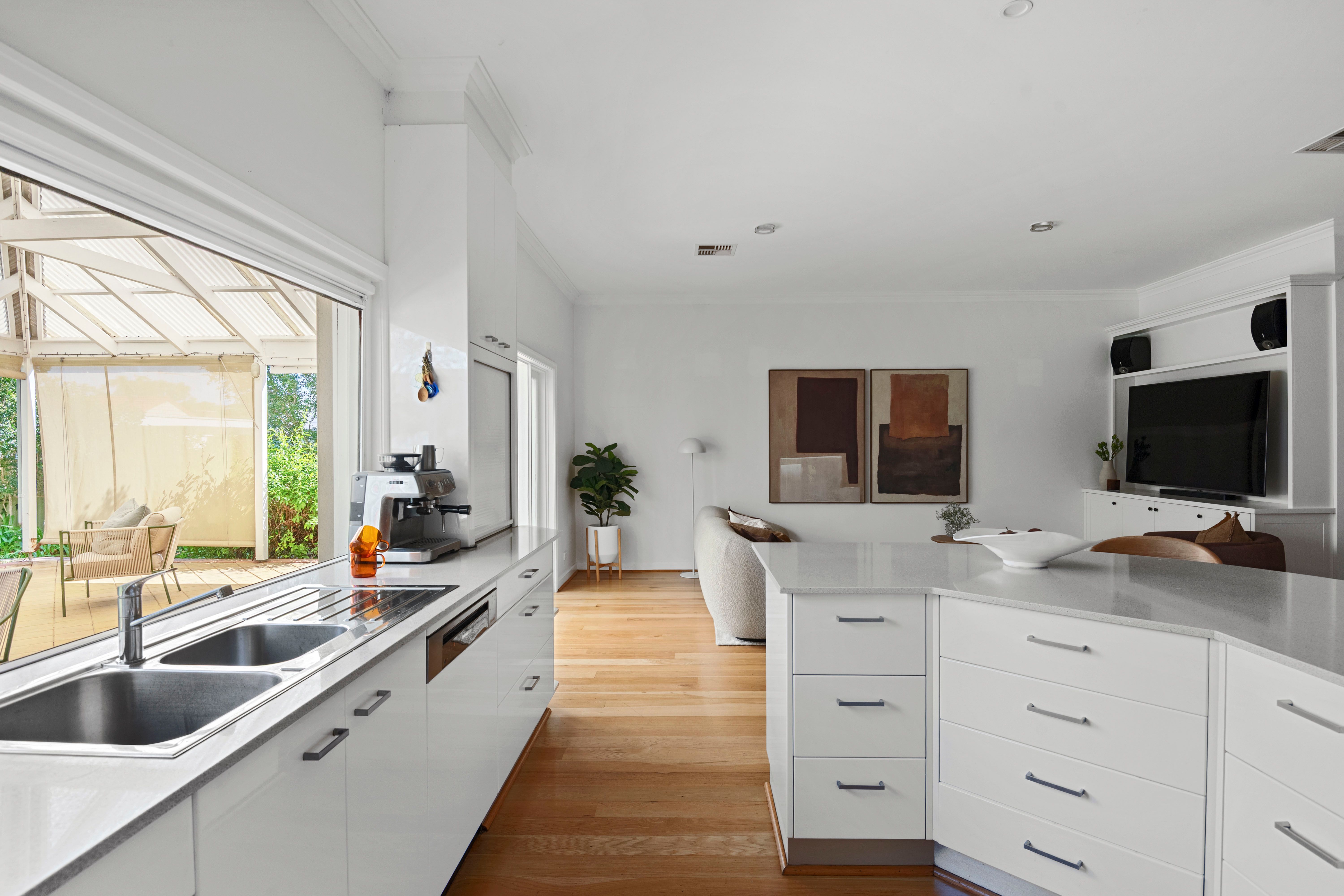 35 Shann Street — photo 10 of 28
