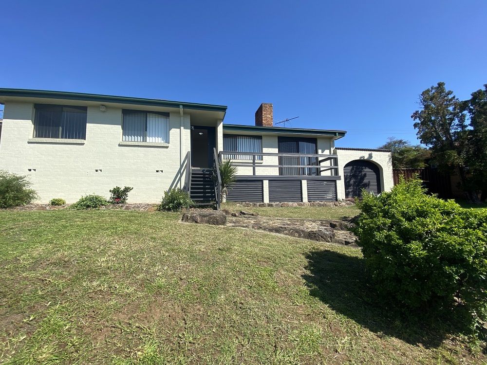 35 Poplar Crescent, Bradbury, NSW 2560