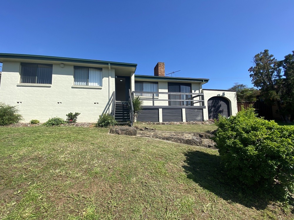 35 Poplar Crescent, Bradbury, NSW 2560