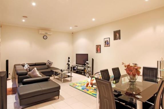 2/350 Camp Road, Broadmeadows, VIC 3047
