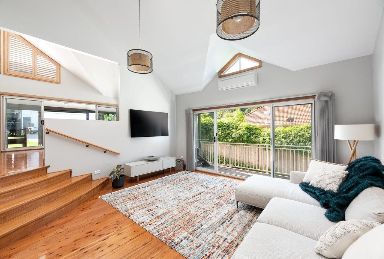 50 Lawrence Hargrave Drive — photo 3 of 19