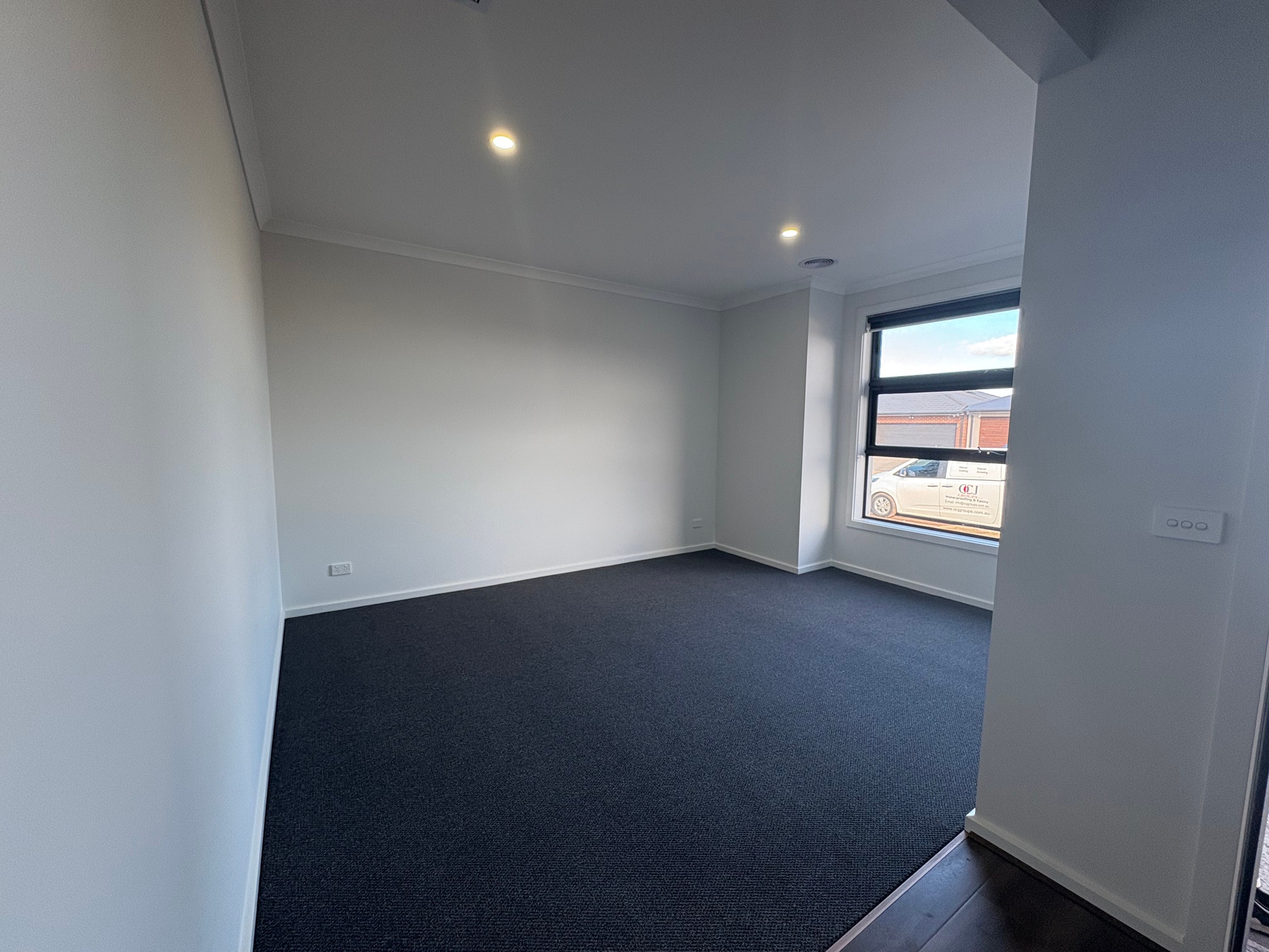 35 Oscar Crescent, DEANSIDE, VIC 3336