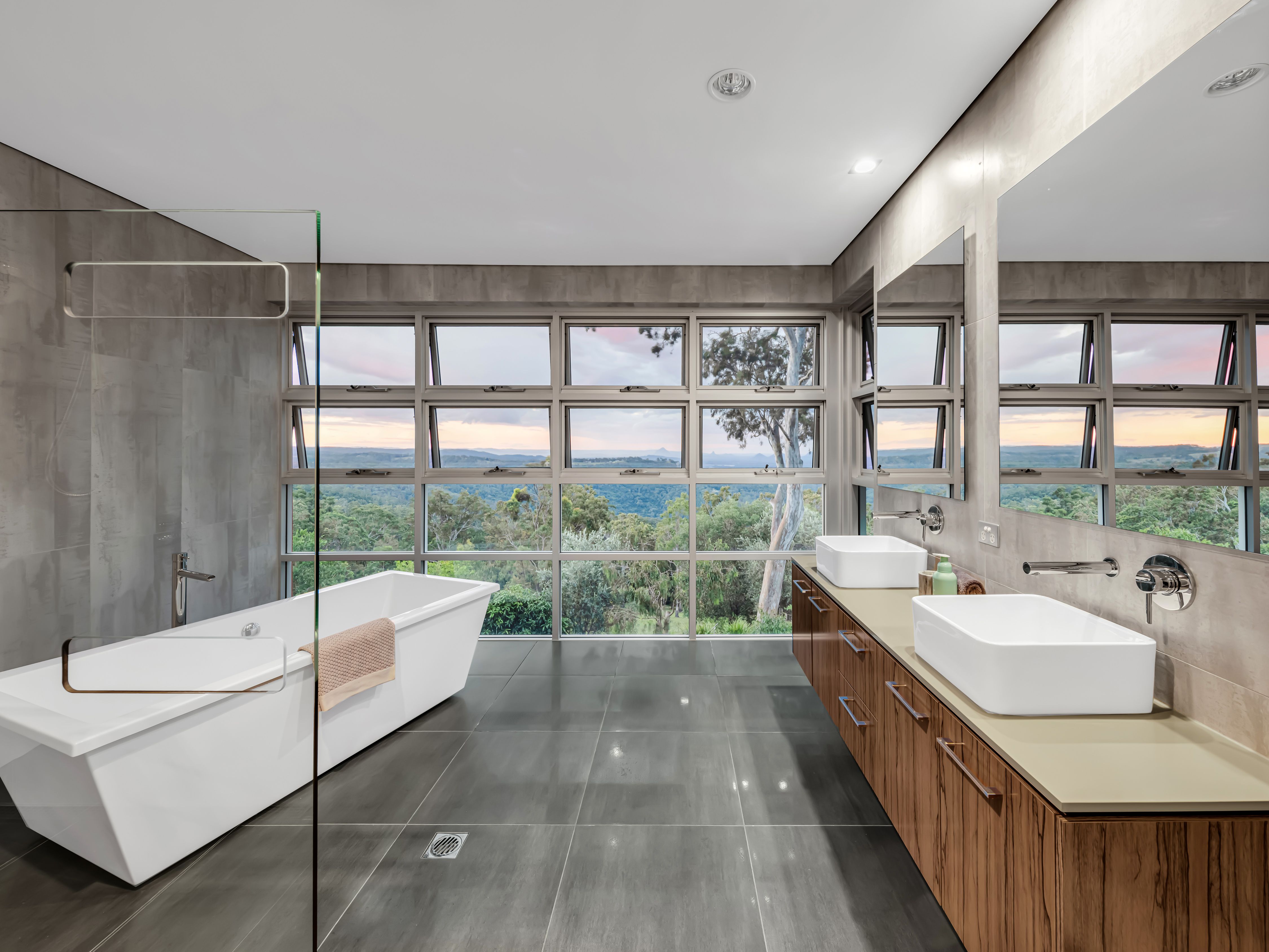 29 Dean Drive, Ocean View, QLD 4521