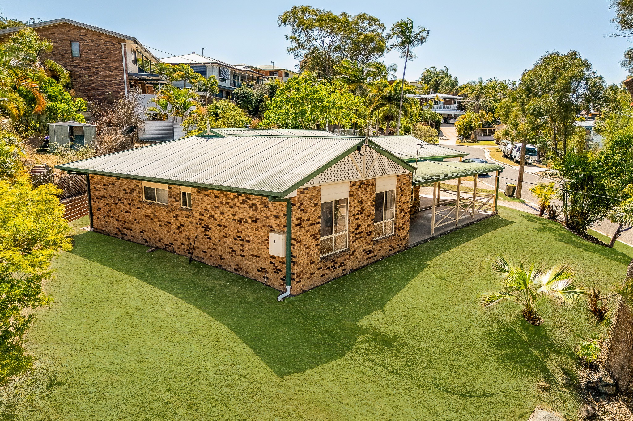 17 Aquarius Street, Clinton, QLD 4680