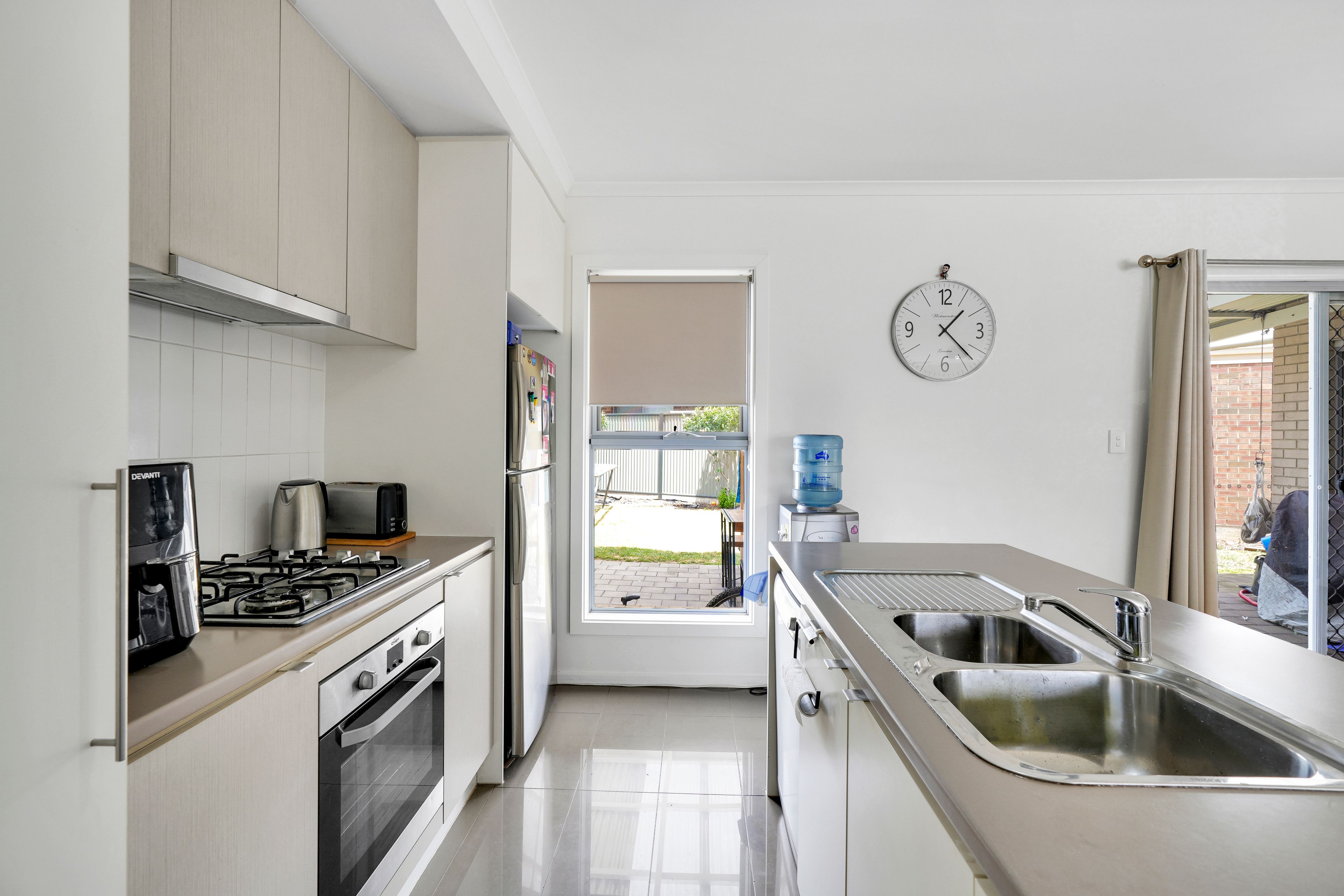 20 Baxter Avenue — photo 5 of 10