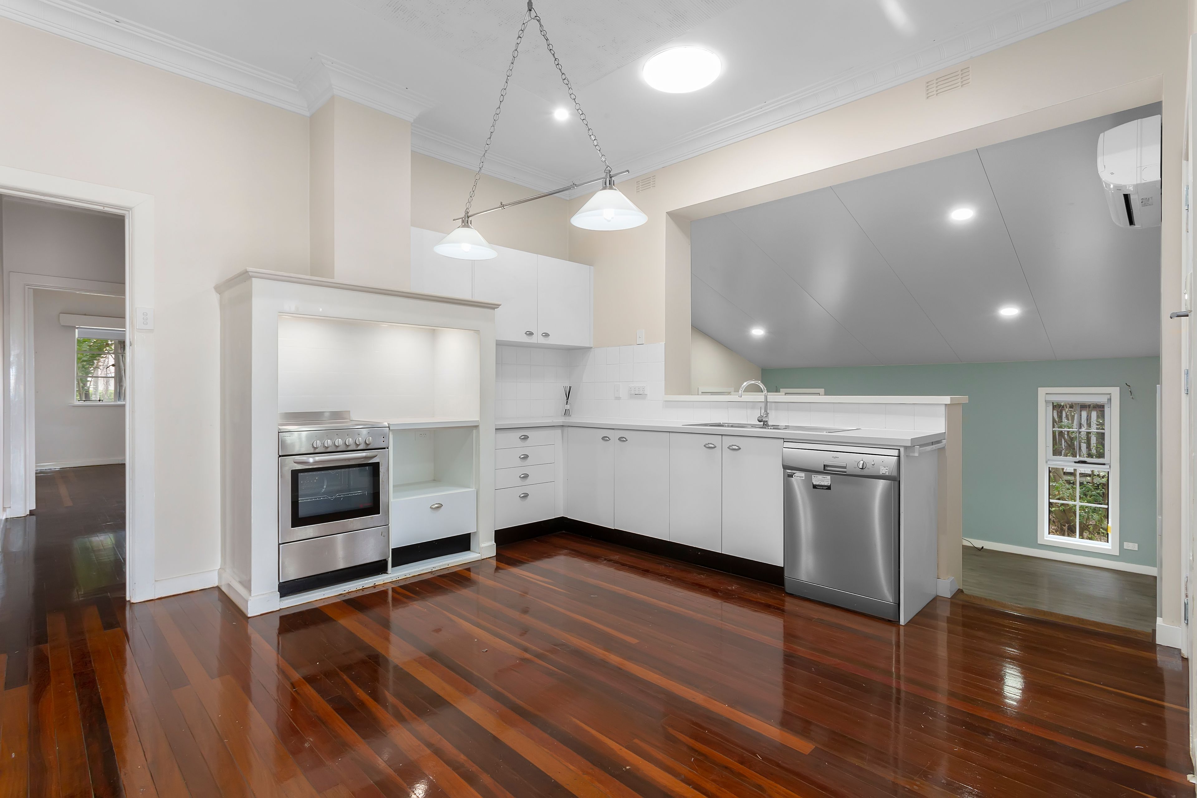 3 Margaret Street, Camp Hill, QLD 4152