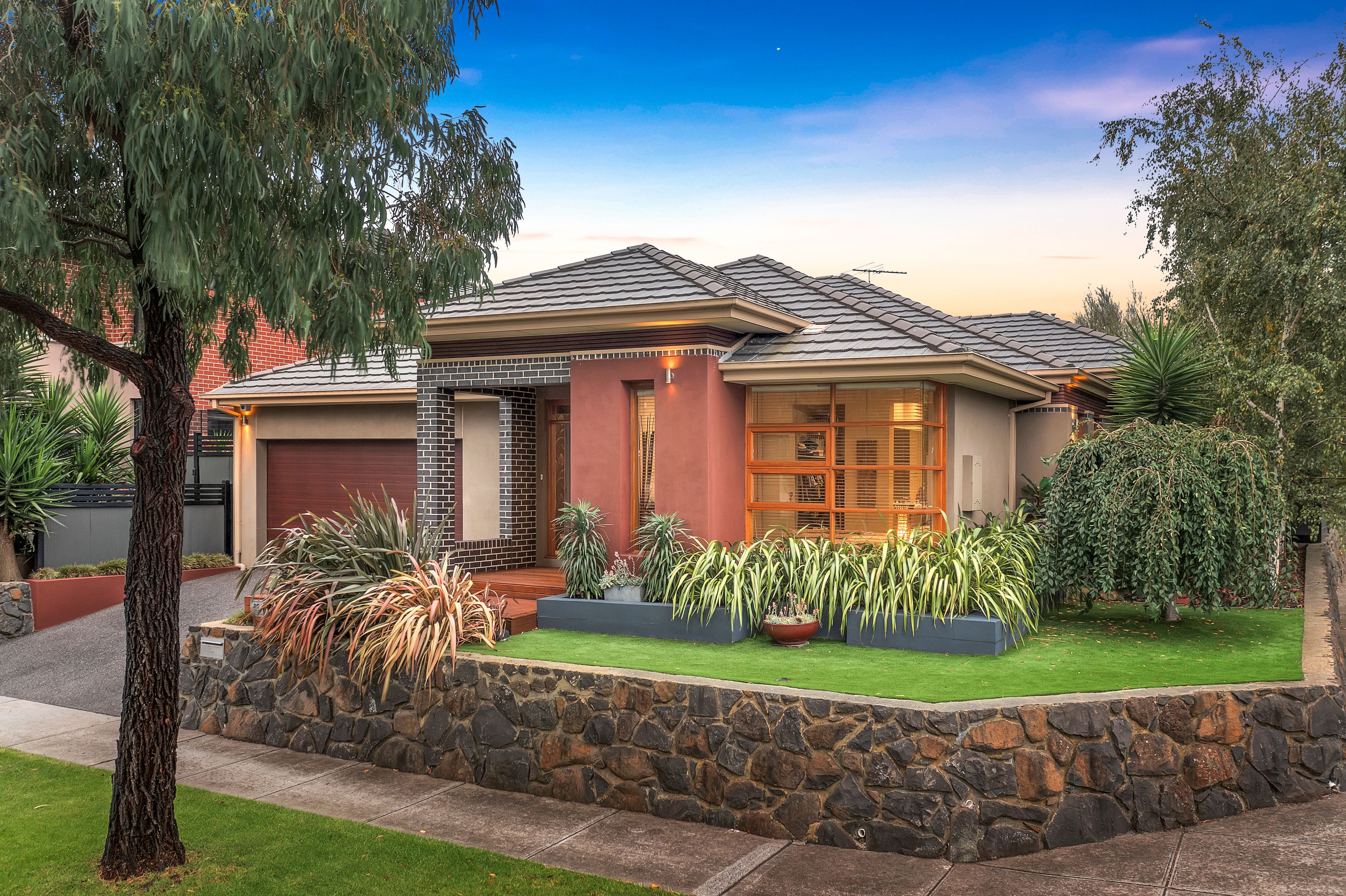 25 Mallard Circuit, Craigieburn, VIC 3064