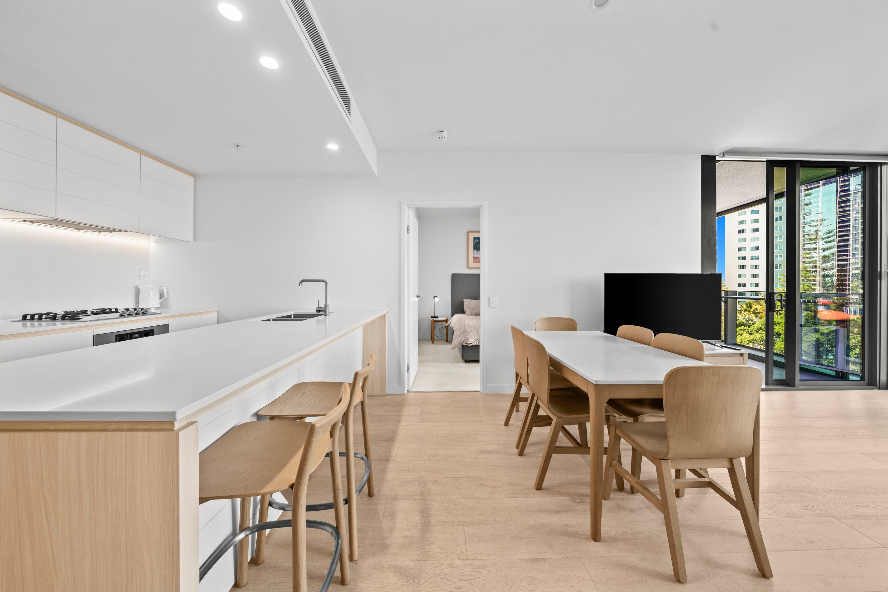 504/12 Philip Avenue, Broadbeach, QLD 4218