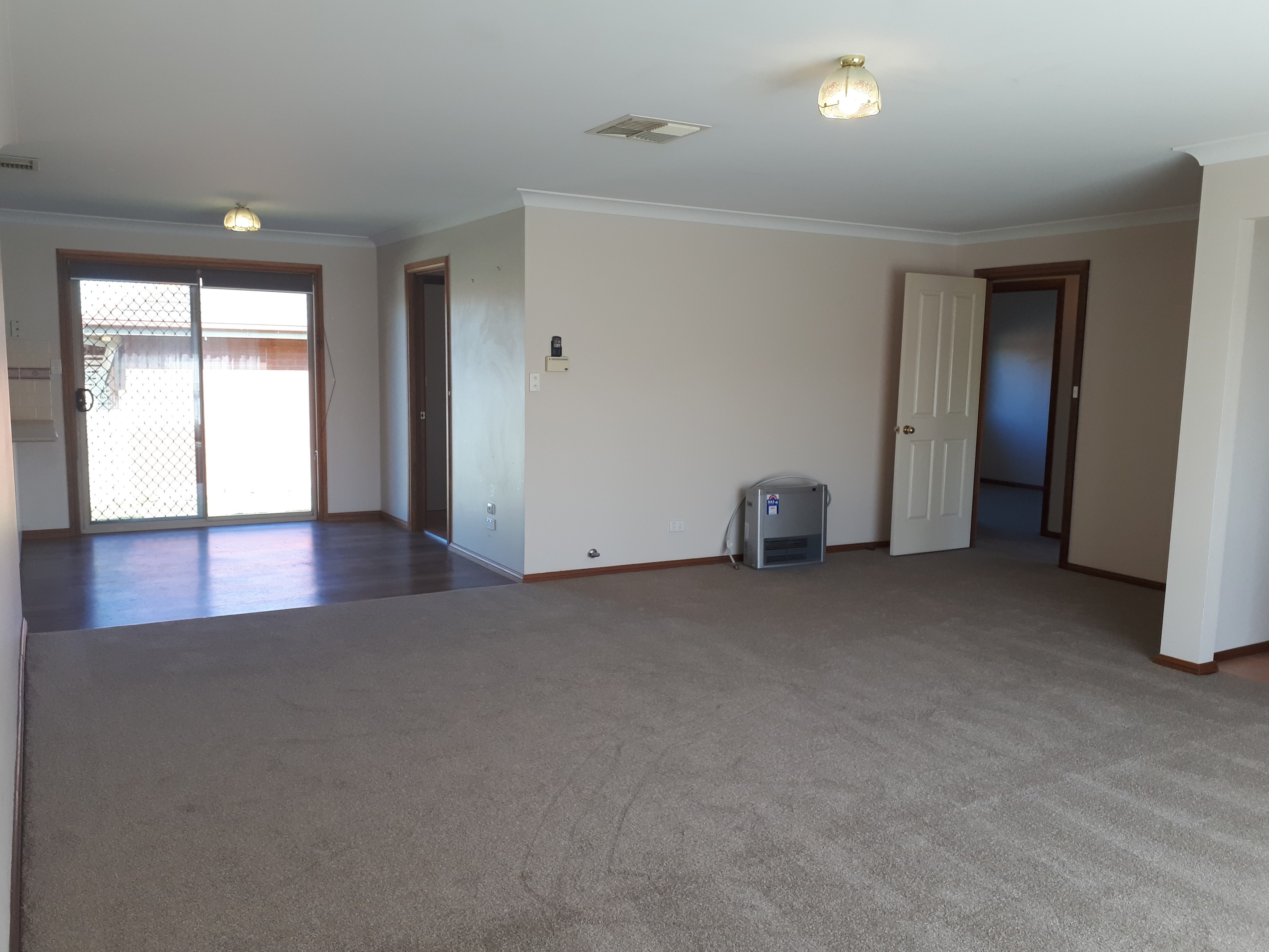 1/44 Fay Avenue, Kooringal, NSW 2650