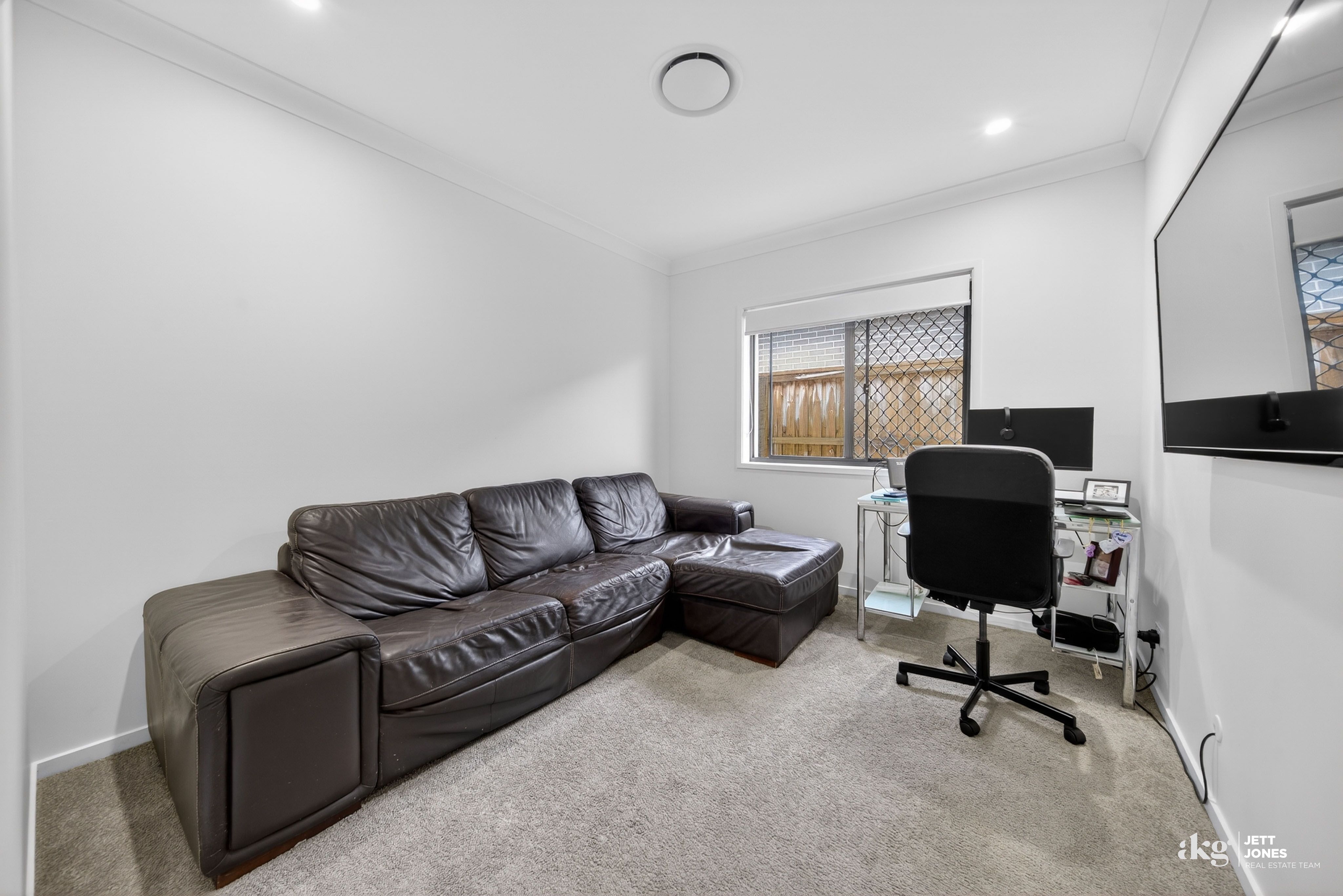 22 Delaway Street — photo 16 of 20