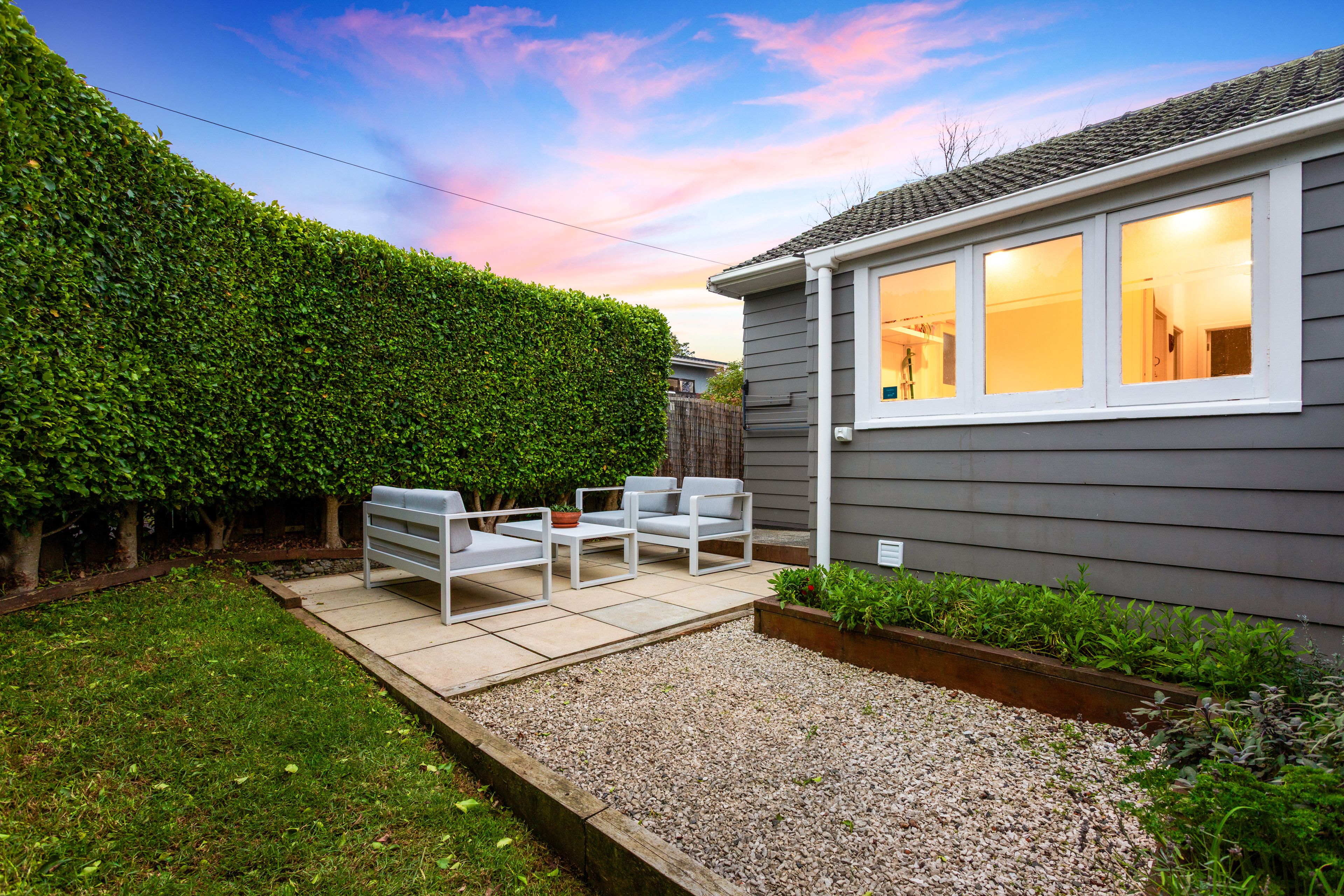 1/6 Riverview Road, New Lynn, Waitakere City