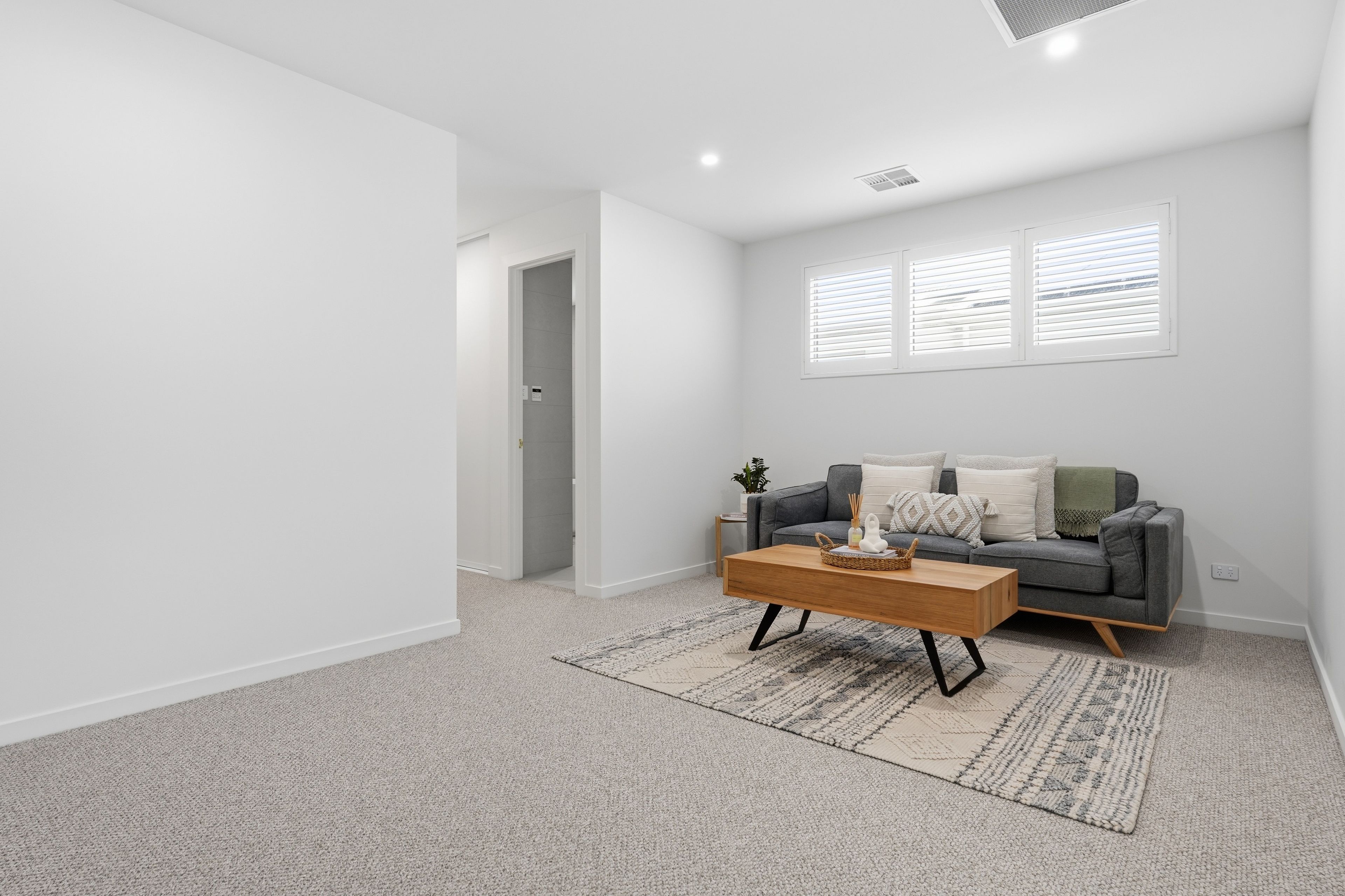 16A Lambert Avenue — photo 17 of 30