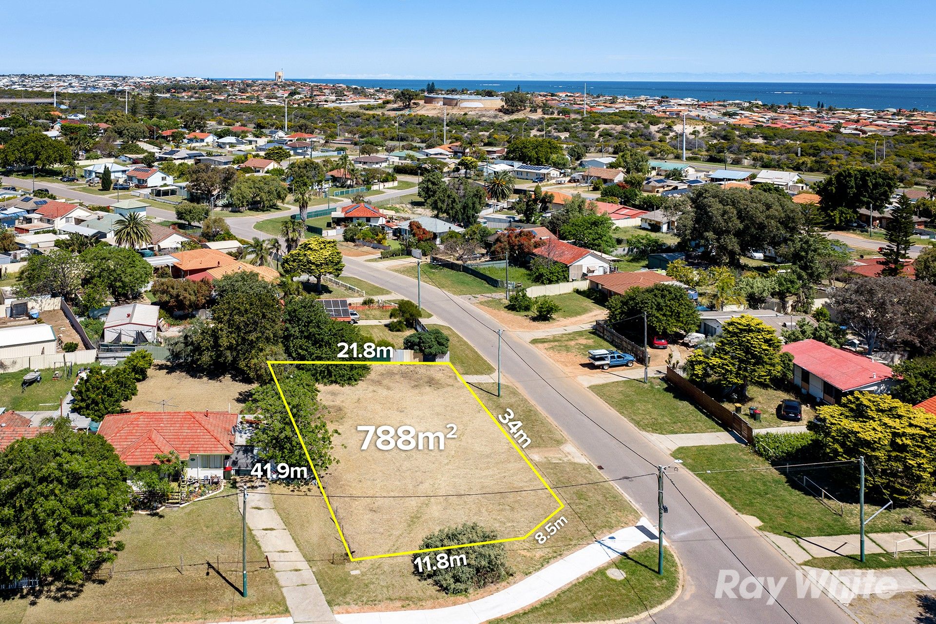 2 Hebe Street, Rangeway WA 6530