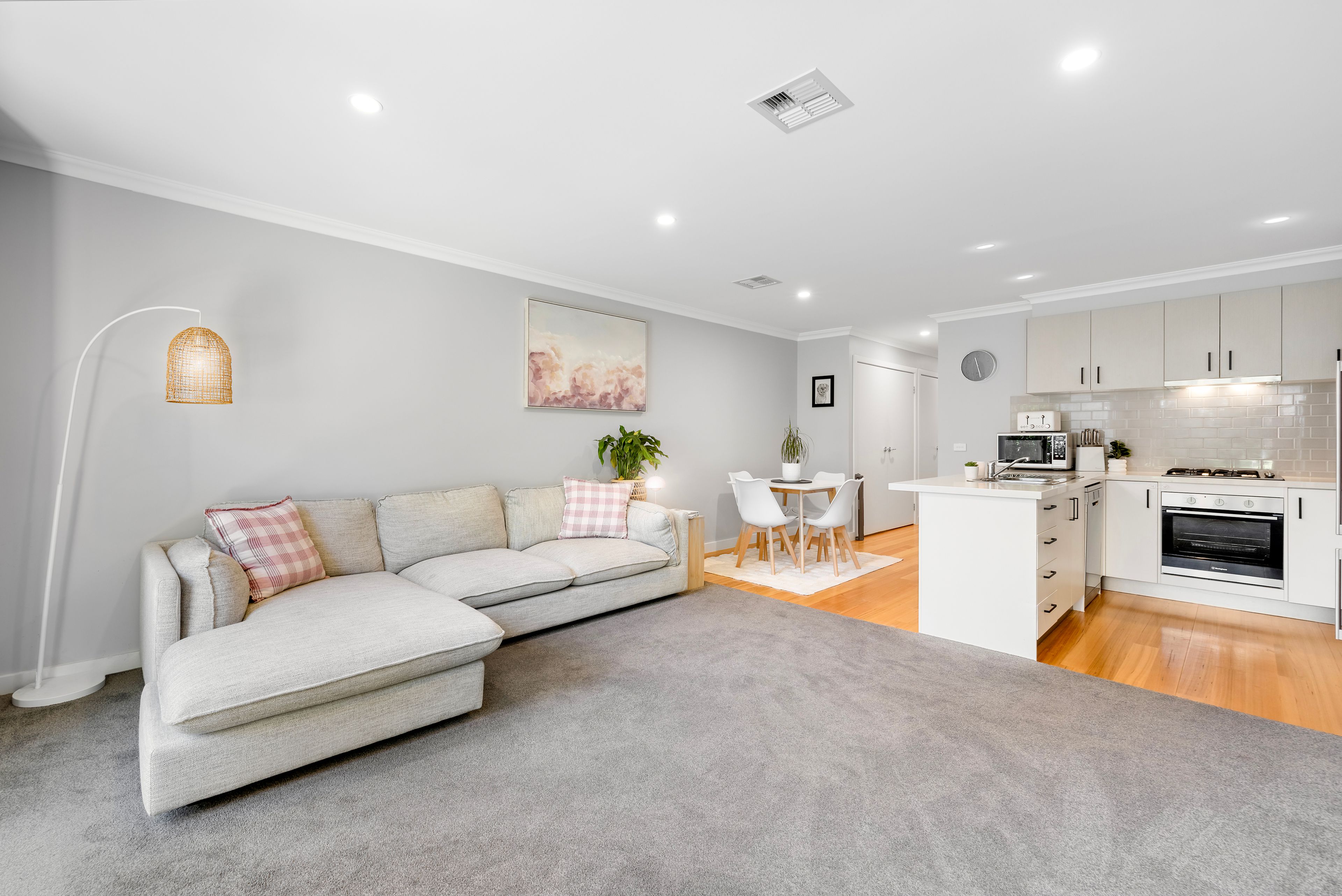 2/19 Central Avenue, Mooroolbark, VIC 3138