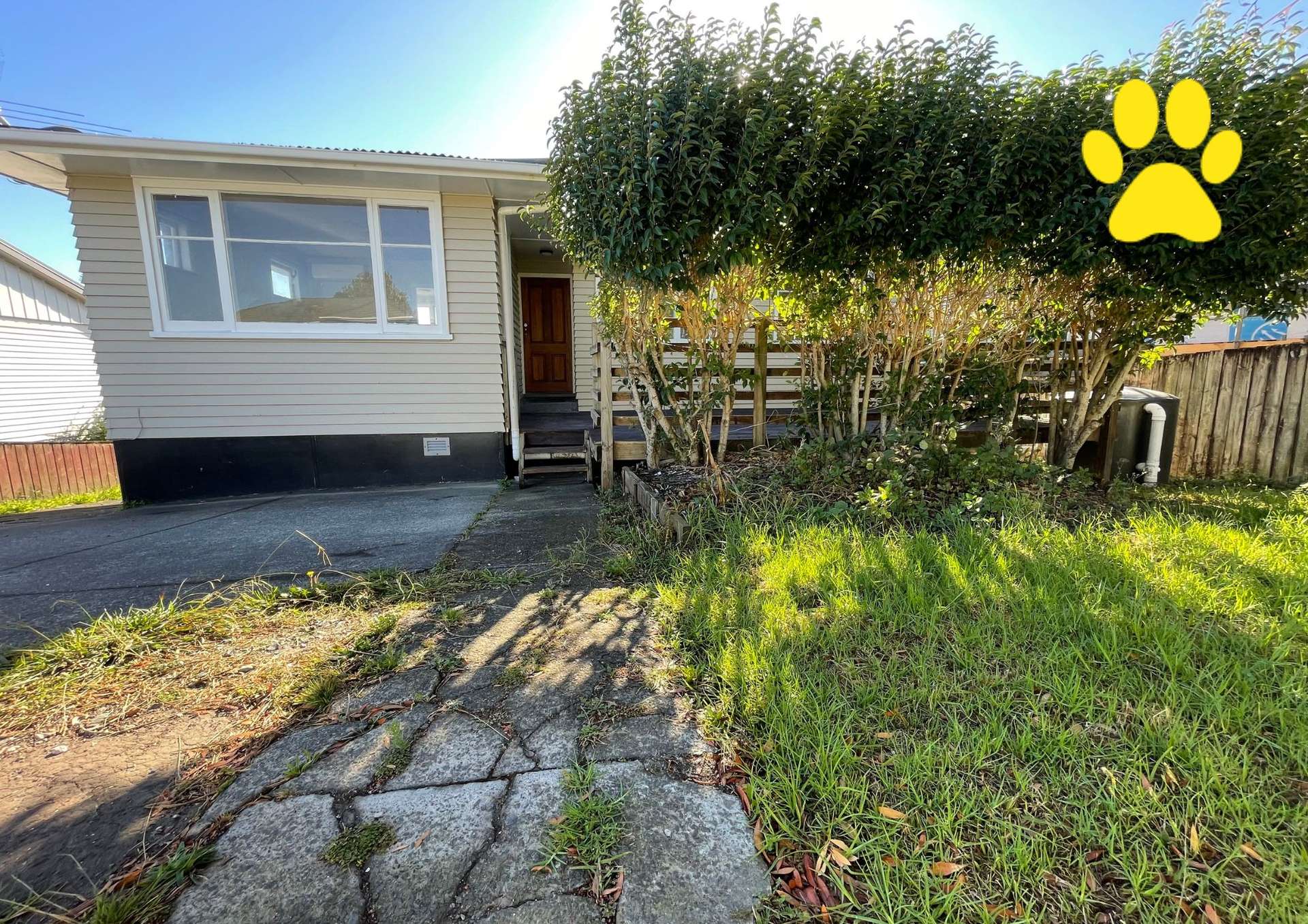 84 Harrington Road photo 1