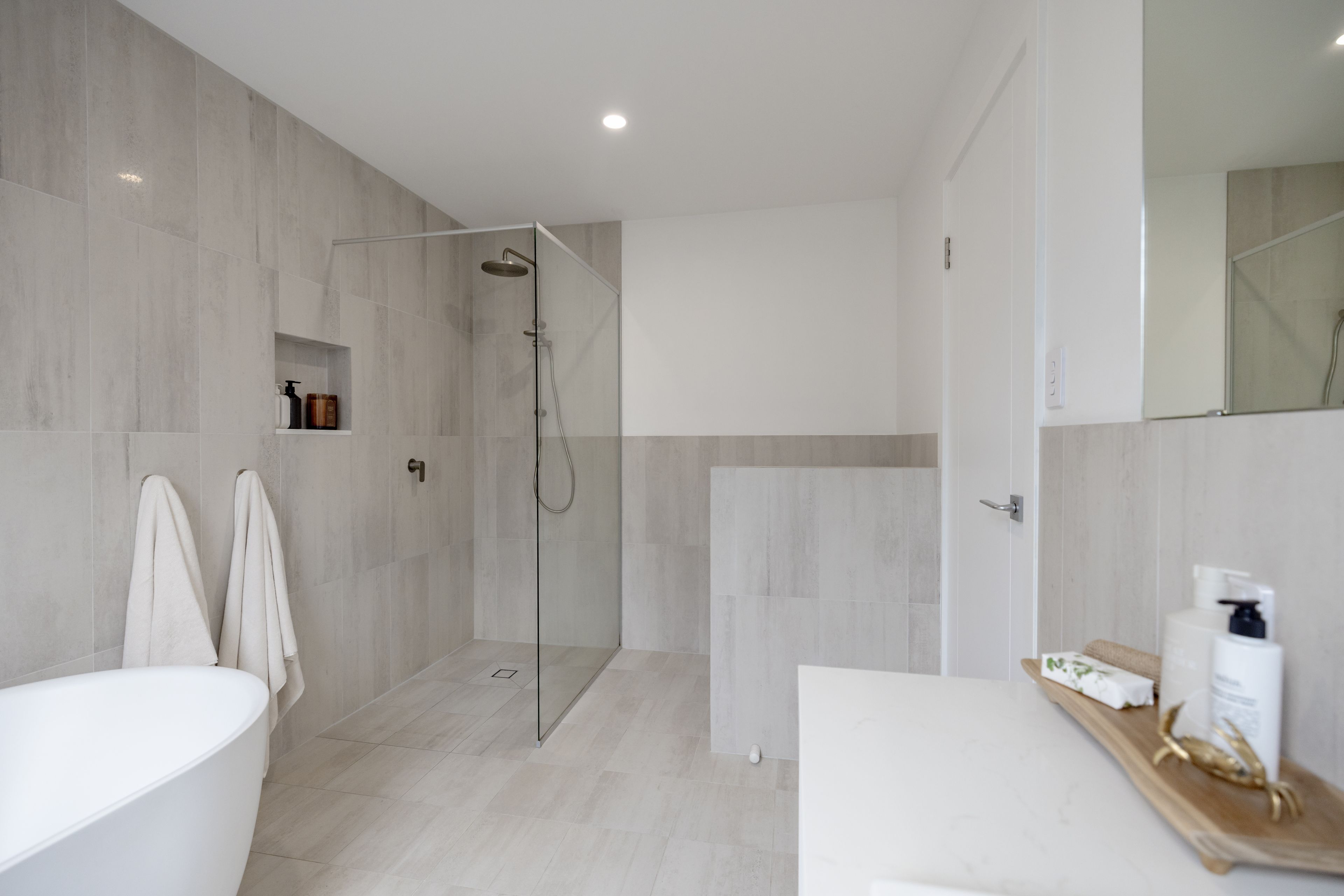 3 Tamarix Crescent — photo 13 of 30