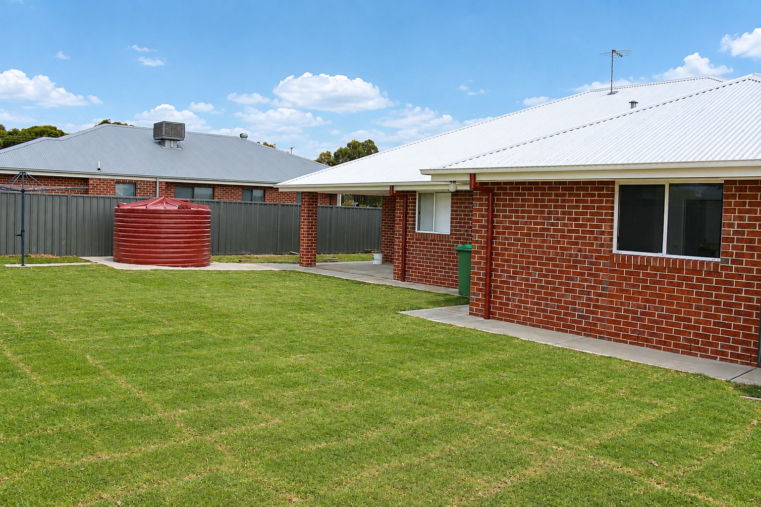 2 Yarra Mews, Thurgoona, NSW 2640